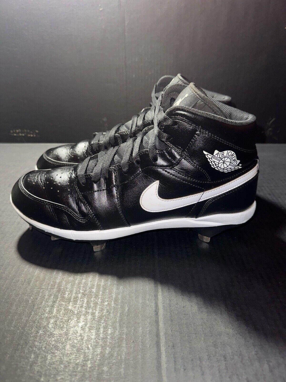 Jordan Brand Nike Air Jordan 1 Retro Metal 'Black White AV5355-001 Sz 10 Size US 10 / EU 43 - 5 Thumbnail