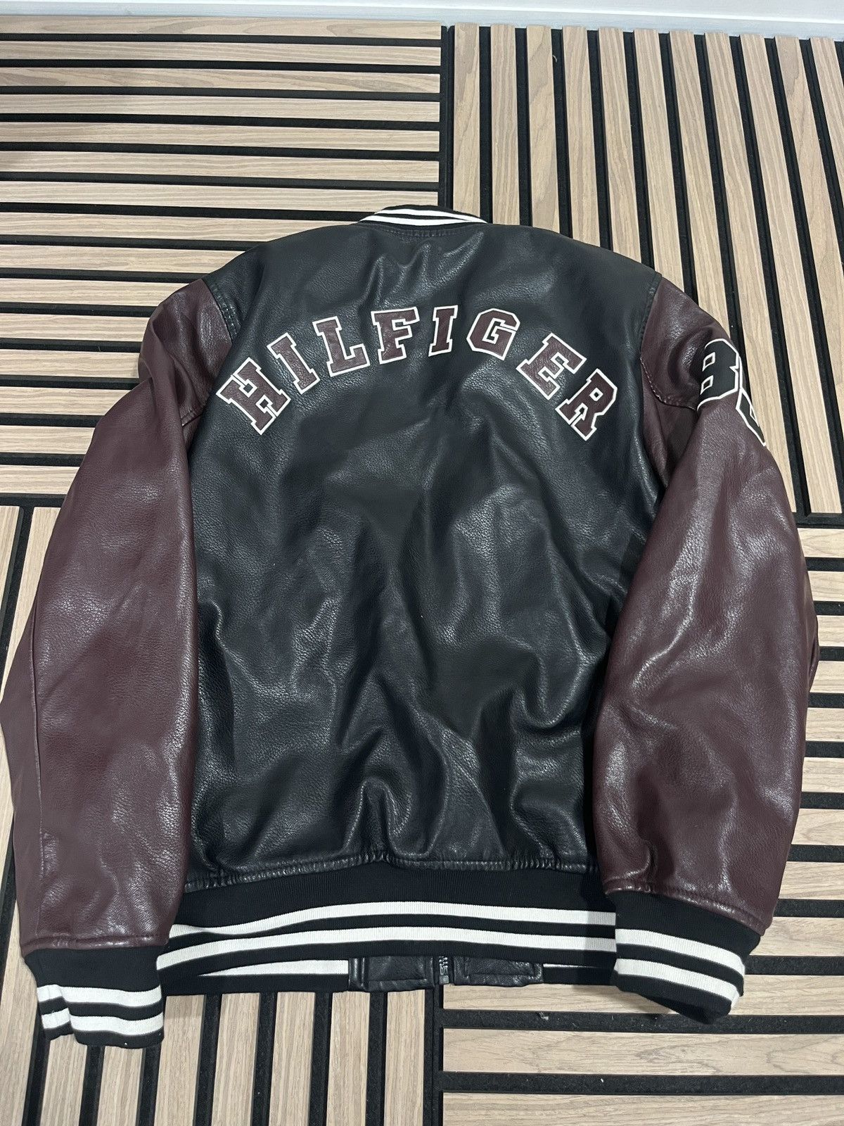 Tommy Hilfiger Tommy Hilfiger Varsity jacket men’s Size US S / EU 44-46 / 1 - 2 Thumbnail