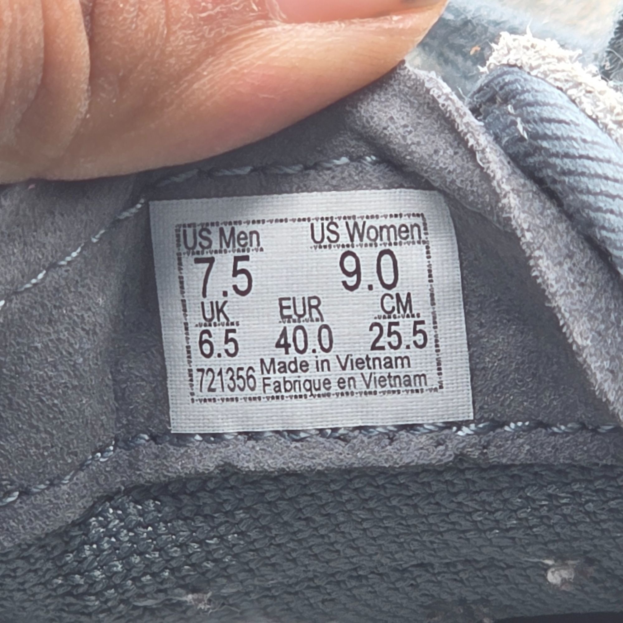 Vans Vans UltraRange EXO Womens Size 9 Blue Sneaker Shoes Athleti Size US 9 / IT 39 - 7 Thumbnail