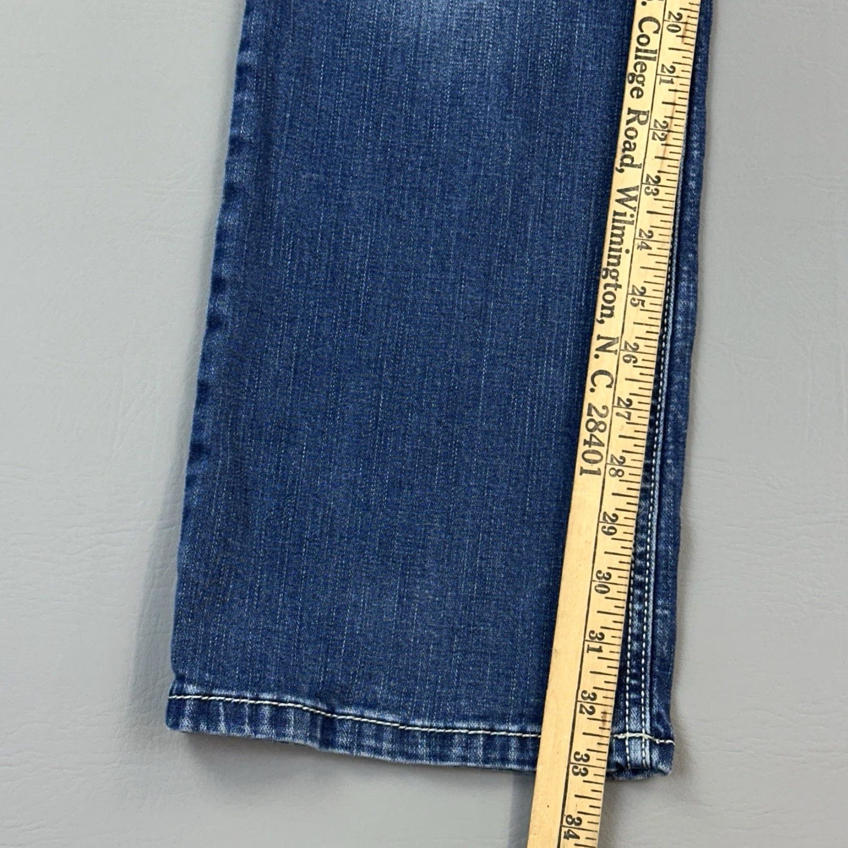 Wrangler Wrangler Jeans Women’s 13x34 34x33 Dark Wash Shilow Bootcut Cowgirl Stretch Jeans Women’s Casual Cowboy USA 5-Pocket Design Mens? Size 34" / US 12 / IT 48 - 4 Thumbnail