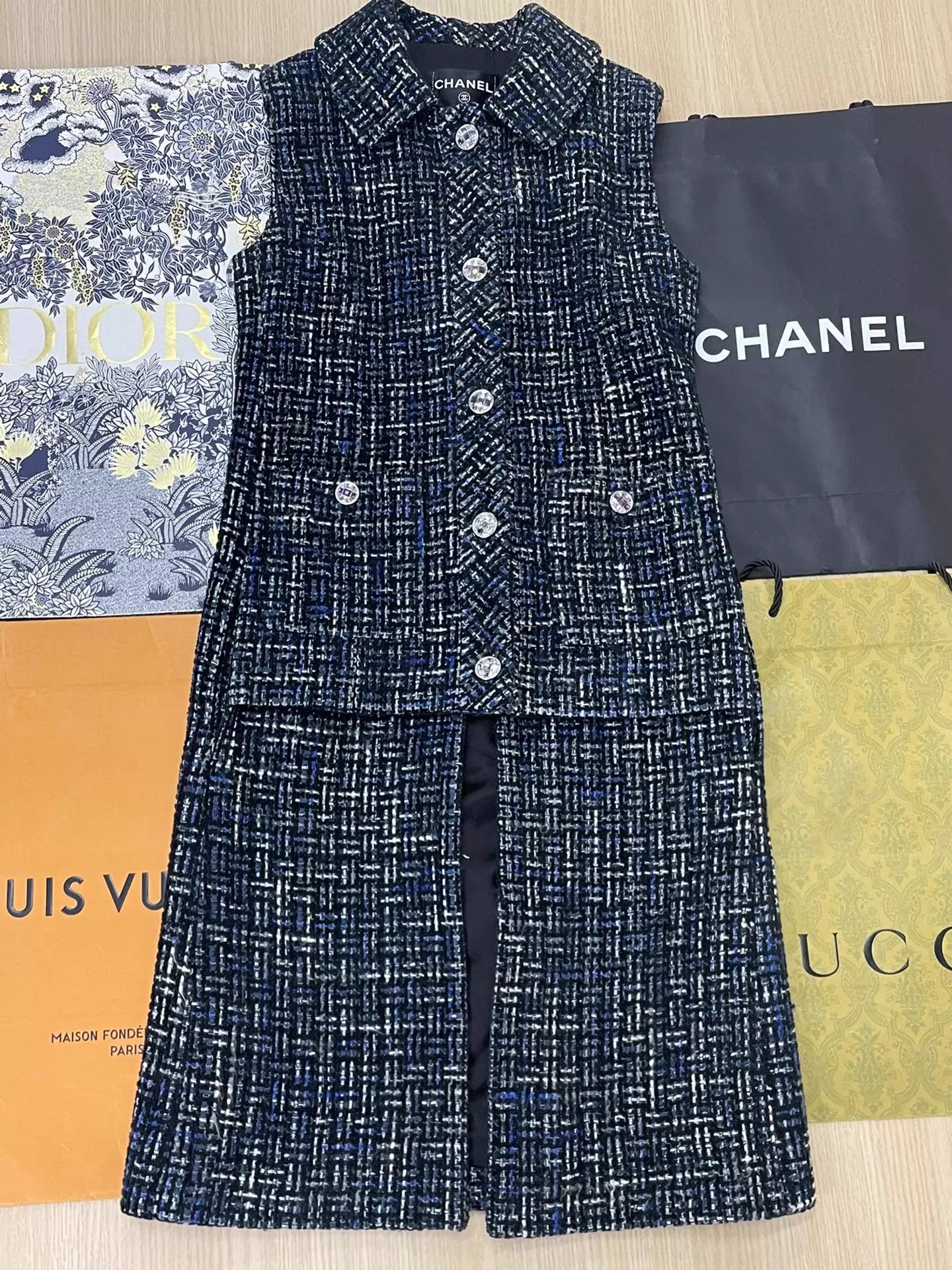 Chanel Chanel Blue Black Letter Mesh Long Vest Size 34 Size XS / US 0-2 / IT 36-38 - 1 Thumbnail