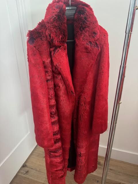 Calvin Klein 205W39NYC Calvin Klein 205W39NYC Faux Fur Red coat Size M / US 6-8 / IT 42-44 - 1 Thumbnail
