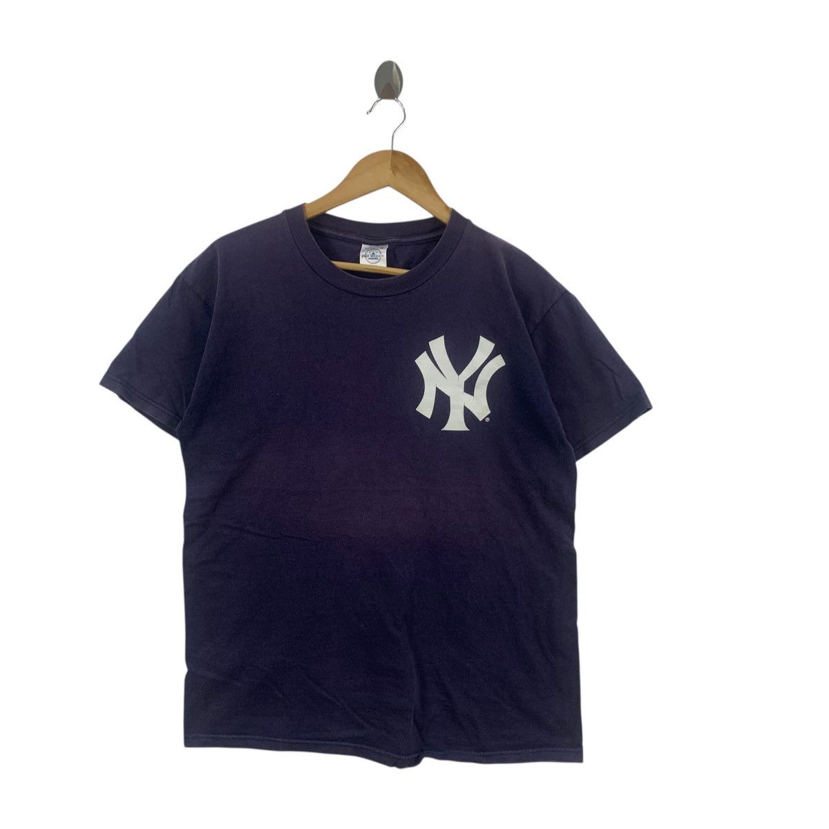 MLB Vintage 90’ MLB YANKEES Bernie William #51 Faded Tee Shirt Size US M / EU 48-50 / 2 - 6 Thumbnail