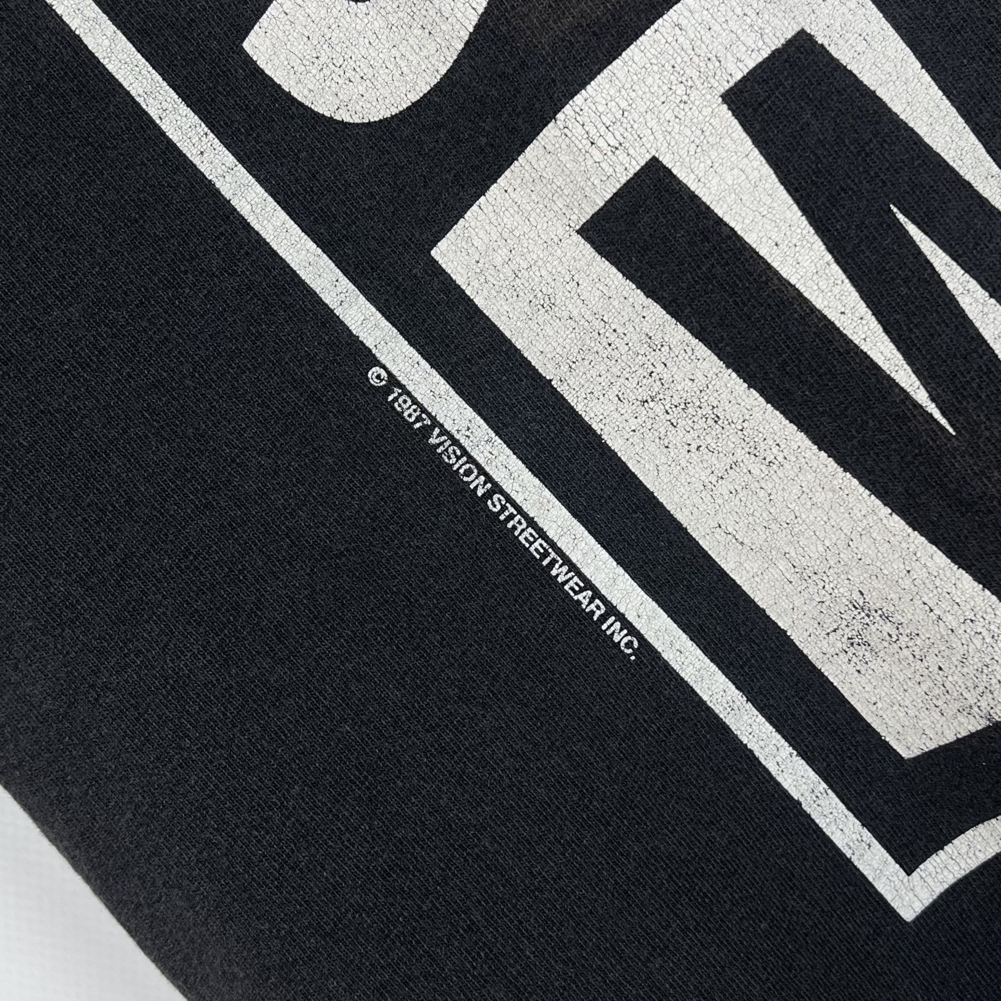 Vision Streetwear Vintage Vision Streetwear Big Logo T Shirt 1987 Size US L / EU 52-54 / 3 - 10 Thumbnail