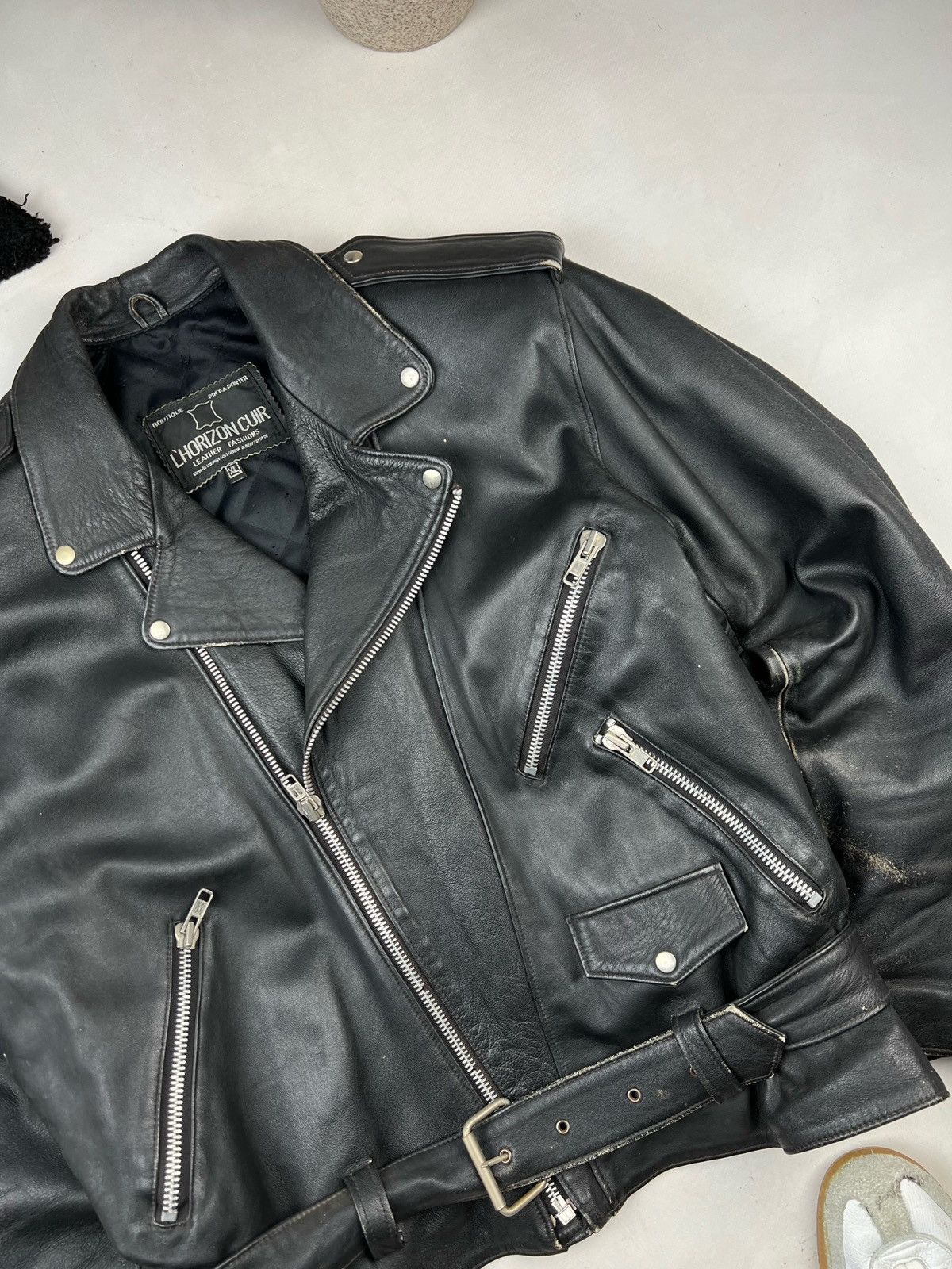Vintage Vintage Perfecto Leather Jacket Distressed Size US XL / EU 56 / 4 - 4 Thumbnail