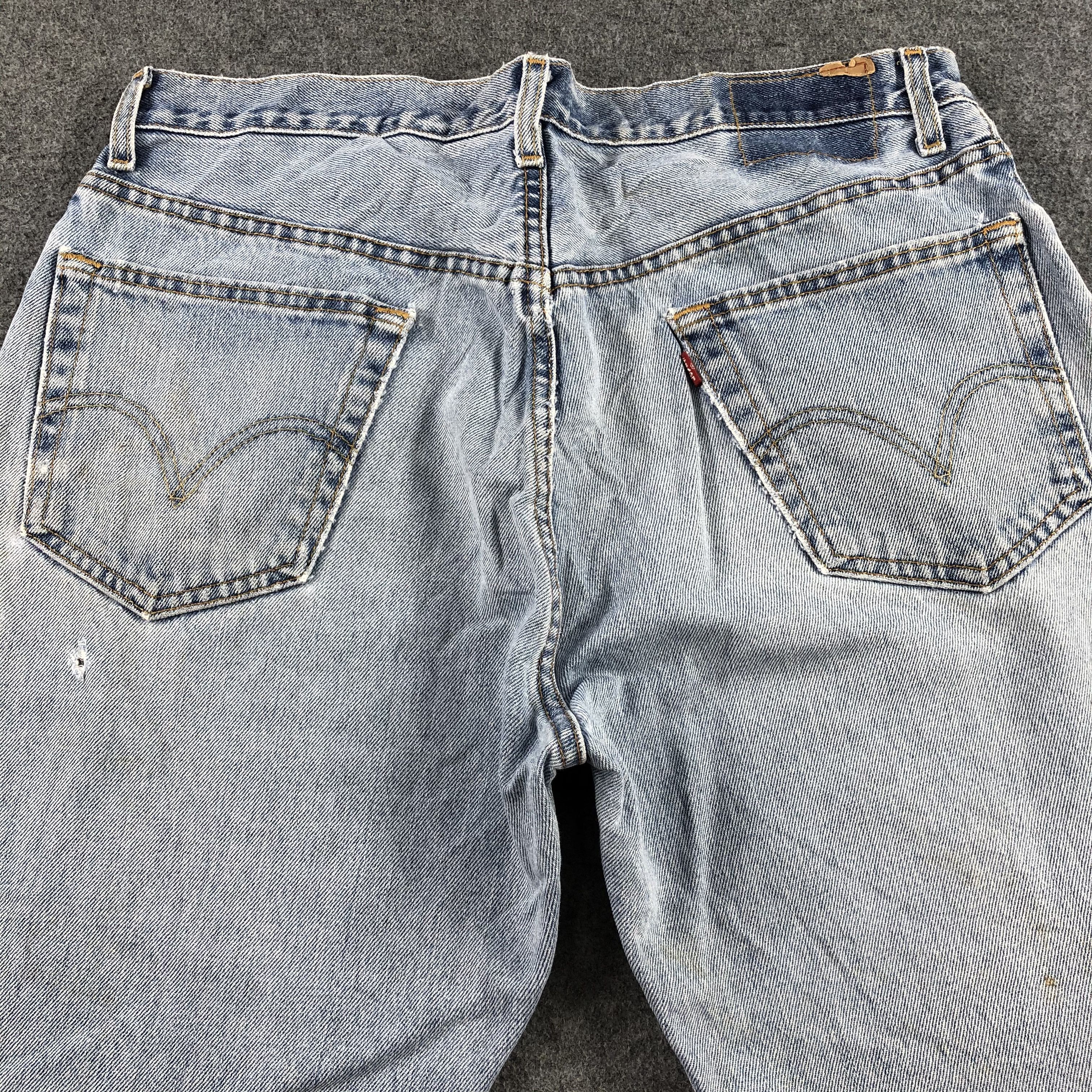 Levi's Vintage Blue Wash Levis 501 Jeans-J2324 Size US 35 - 4 Thumbnail