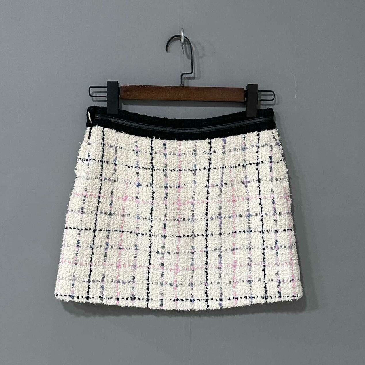 Gucci Gucci Knit Skirt 38 Women Size 38" / US 16 / IT 52 - 1 Thumbnail