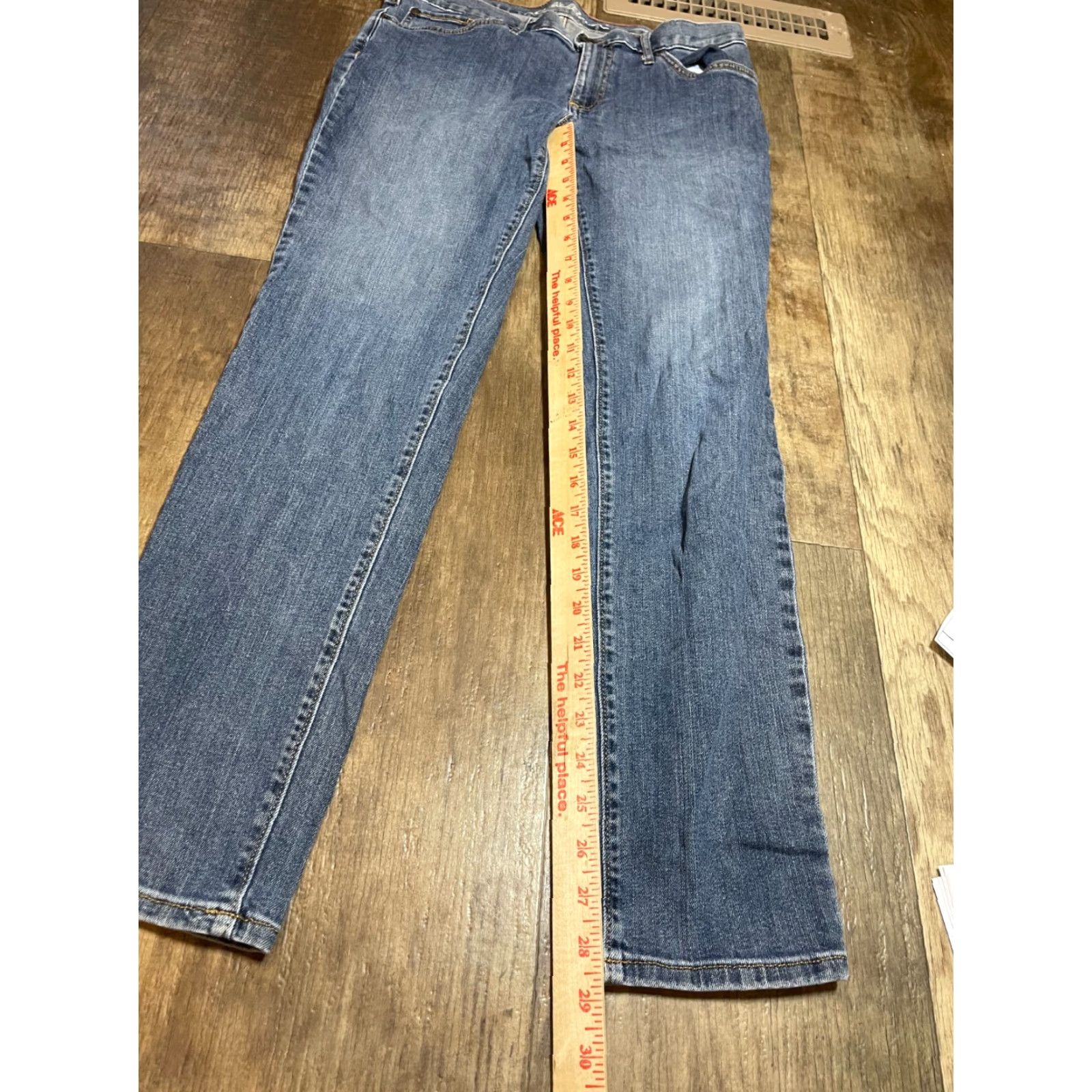 Eddie Bauer Eddie Bauer Jeans Women Size 8 Blue Denim Straight Jeans Regular Denim Blue Womens 8 Size 30" / US 8 / IT 44 - 2 Thumbnail