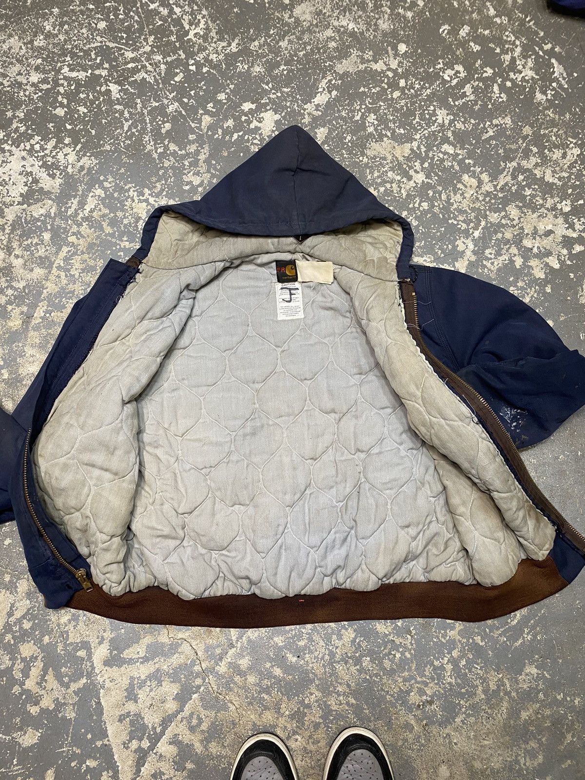 Carhartt × Vintage Vintage Carhartt FR Faded Navy Hooded Active Jacket Size US L / EU 52-54 / 3 - 5 Thumbnail