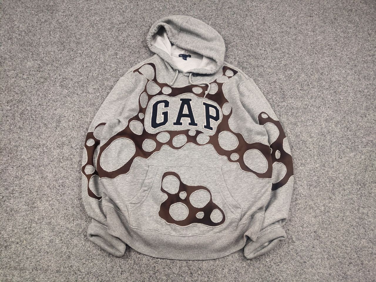 Gap Vintage Rare Gap Logo reworked Hoodie Gray Y2K Style Size US S / EU 44-46 / 1 - 3 Thumbnail
