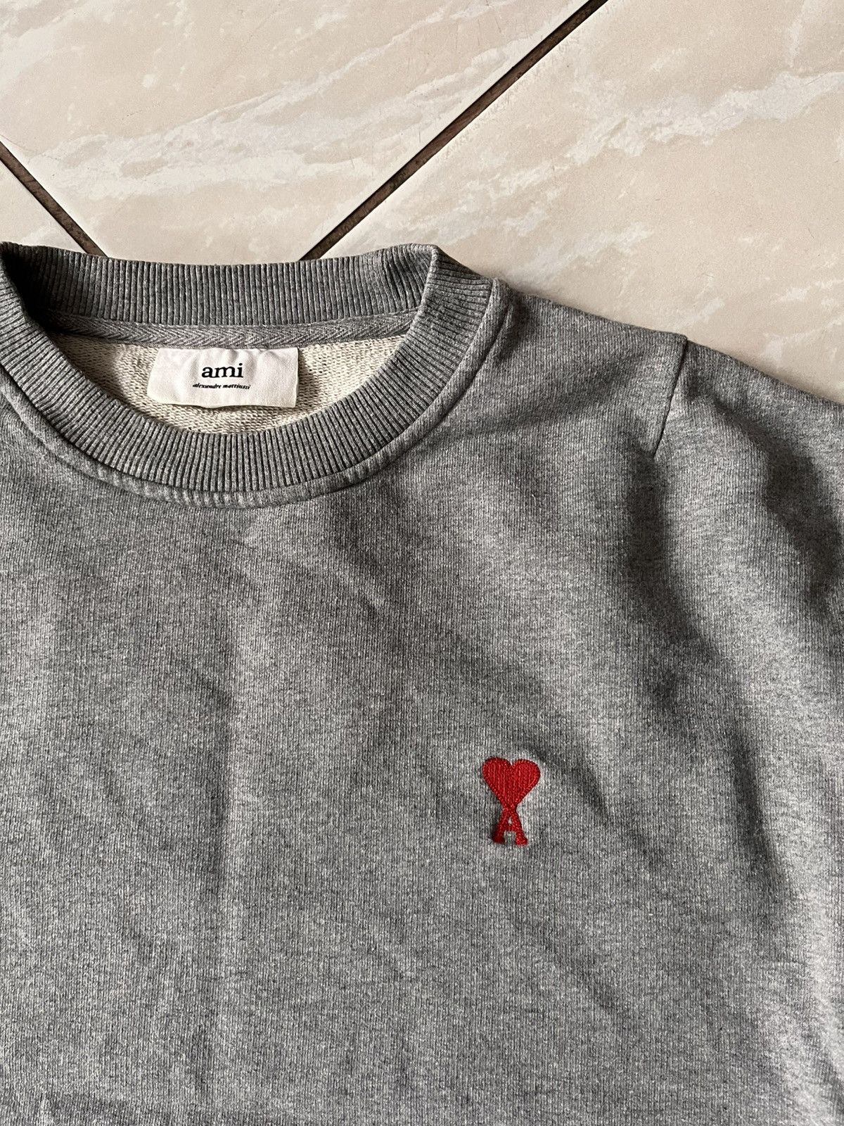 AMI Ami Sweatshirt Love Logo Embroider Classic Luxury Sweater Size US M / EU 48-50 / 2 - 2 Thumbnail