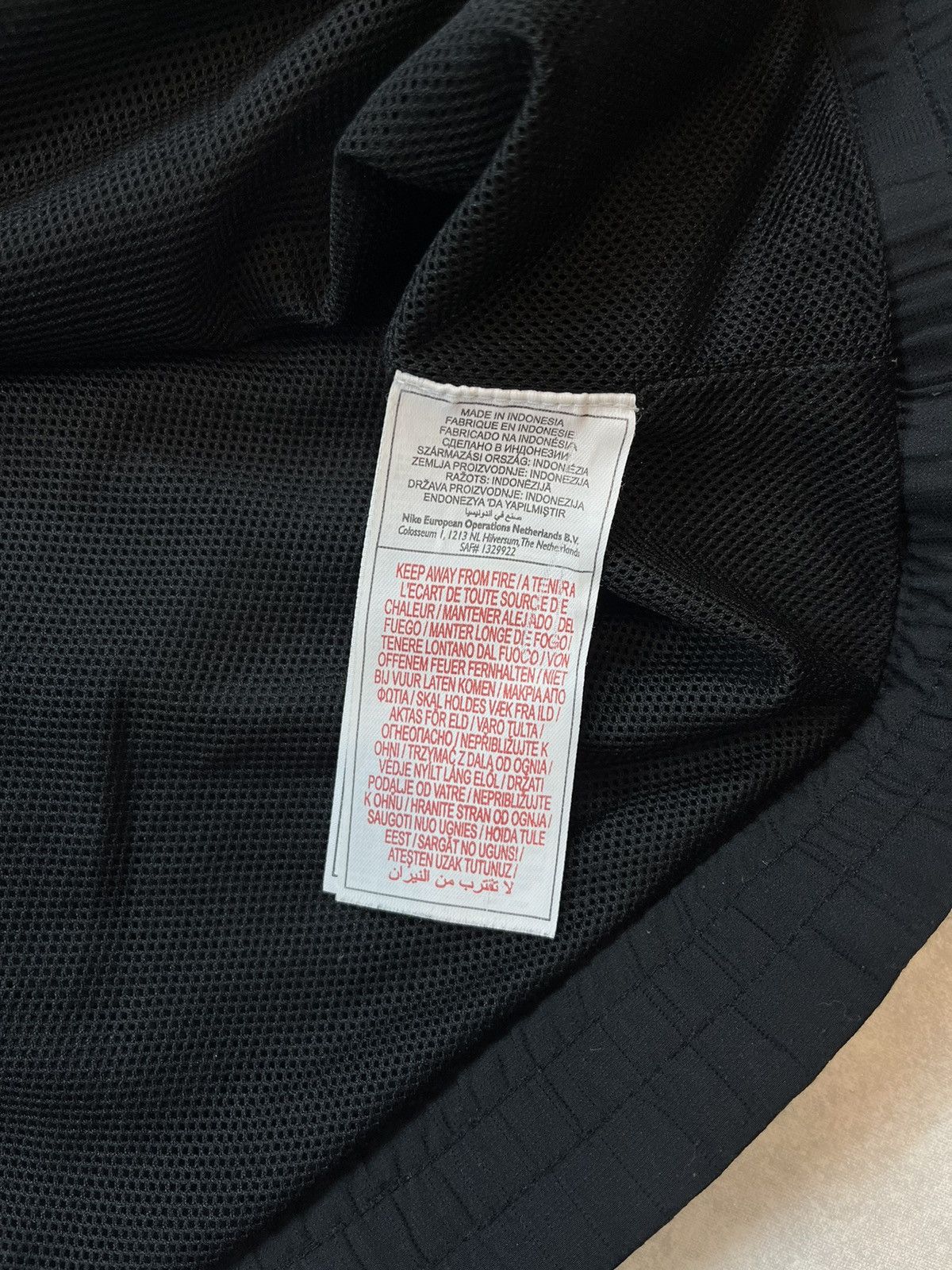 Nike 90’s NIKE AIR BIG SLEEVE SPELLOUT LOGO SWOOSH JACKET Size US XL / EU 56 / 4 - 5 Thumbnail