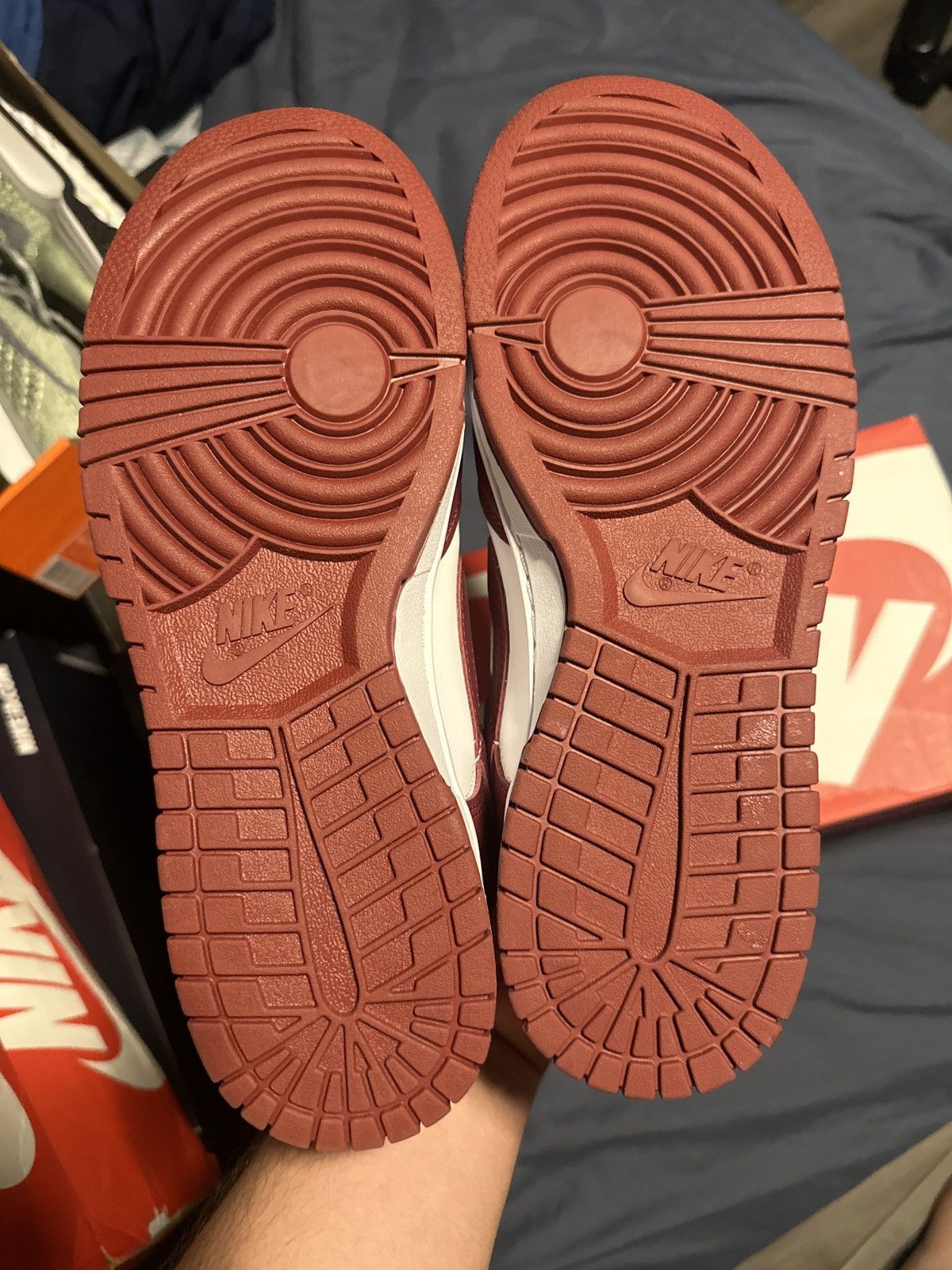 Nike Nike dunk low “Team Red” Size US 8.5 / EU 41-42 - 4 Thumbnail