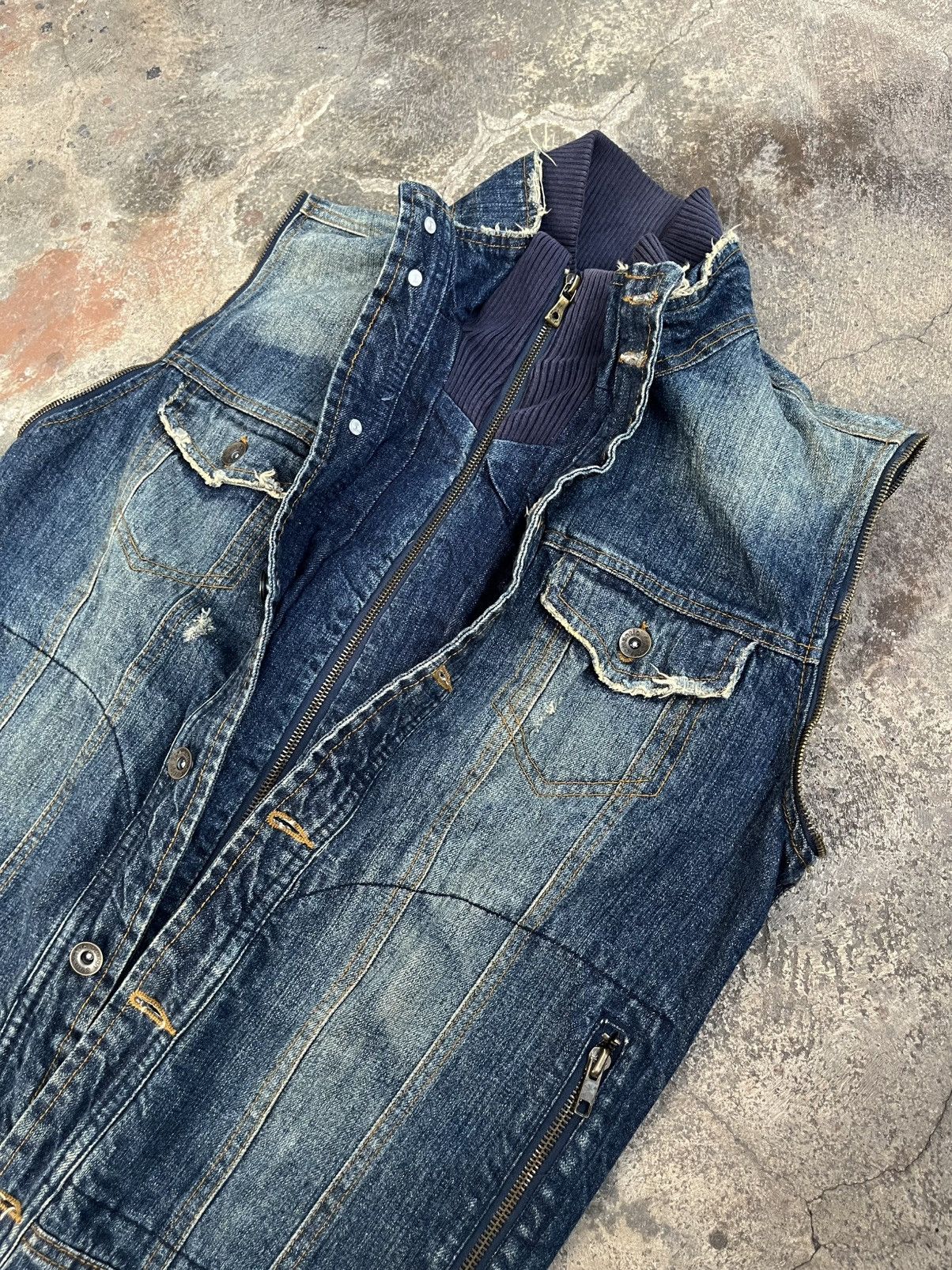 14th Addiction JAPANESE SEMANTIC DESIGN VEST DENIM DOUBLE LAYER ZIPP VKEI Size US L / EU 52-54 / 3 - 4 Thumbnail