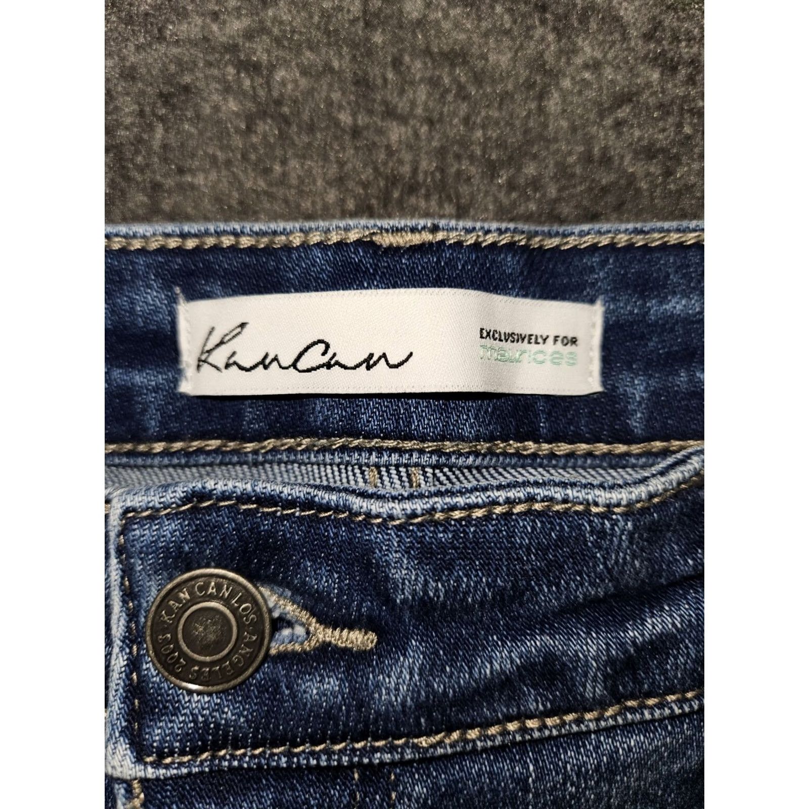 Vintage KanCan Mom Jean Shorts Women's 31 Button Fly High Rise Stretch Denim Blue Casual Preppy Regular Inseam 4" Size 24" / US 00 / IT 34 - 2 Thumbnail
