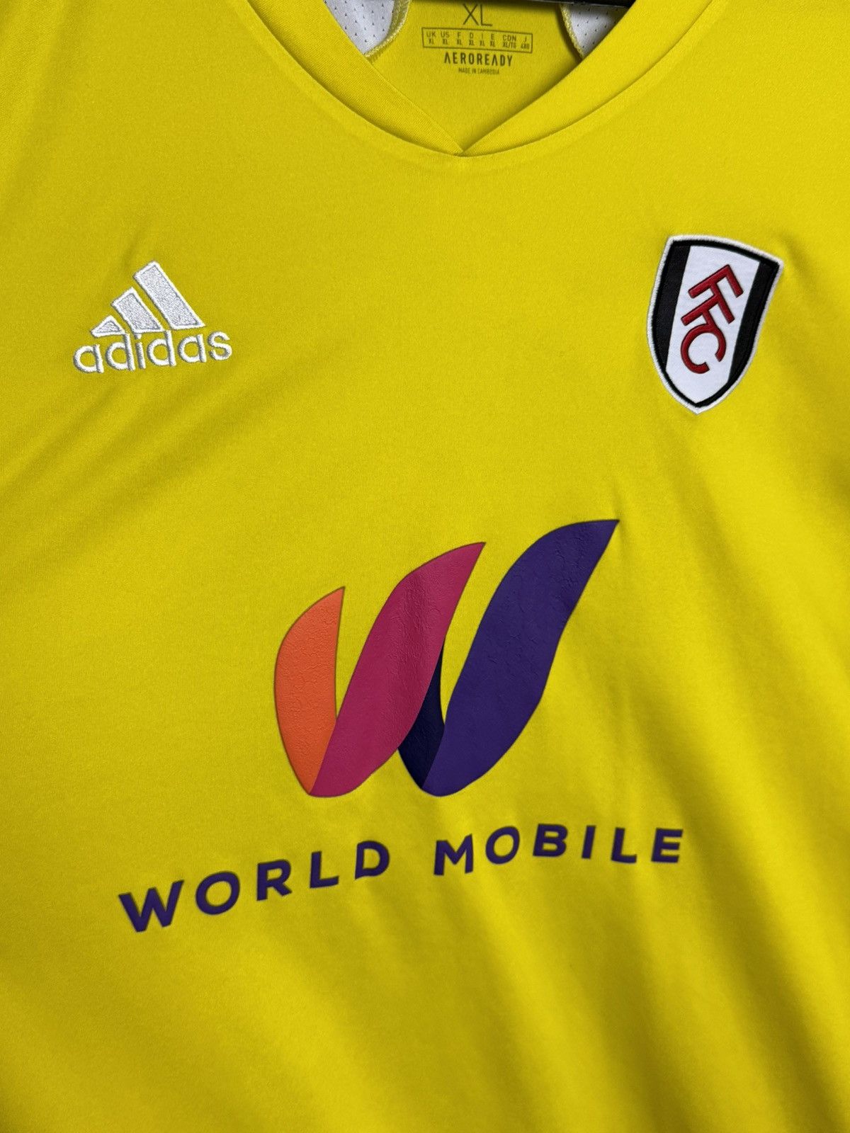 Adidas Fulham 21/22 Third Football Jersey Size US XL / EU 56 / 4 - 3 Thumbnail