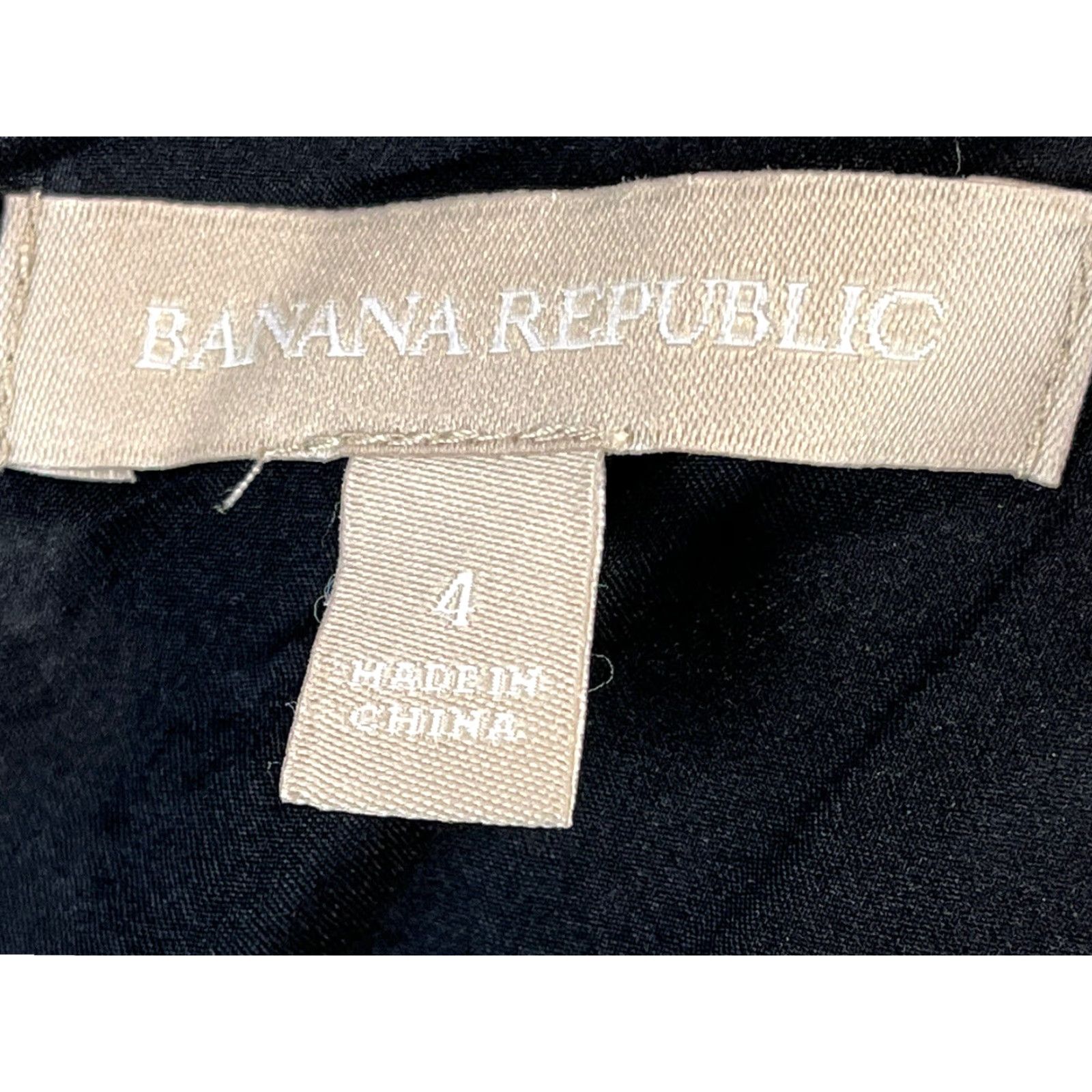Banana Republic VINTAGE Banana Republic Black Lace Peplum Waist Sleeveless Dress Women's 4 Knee Length Size S / US 4 / IT 40 - 5 Thumbnail