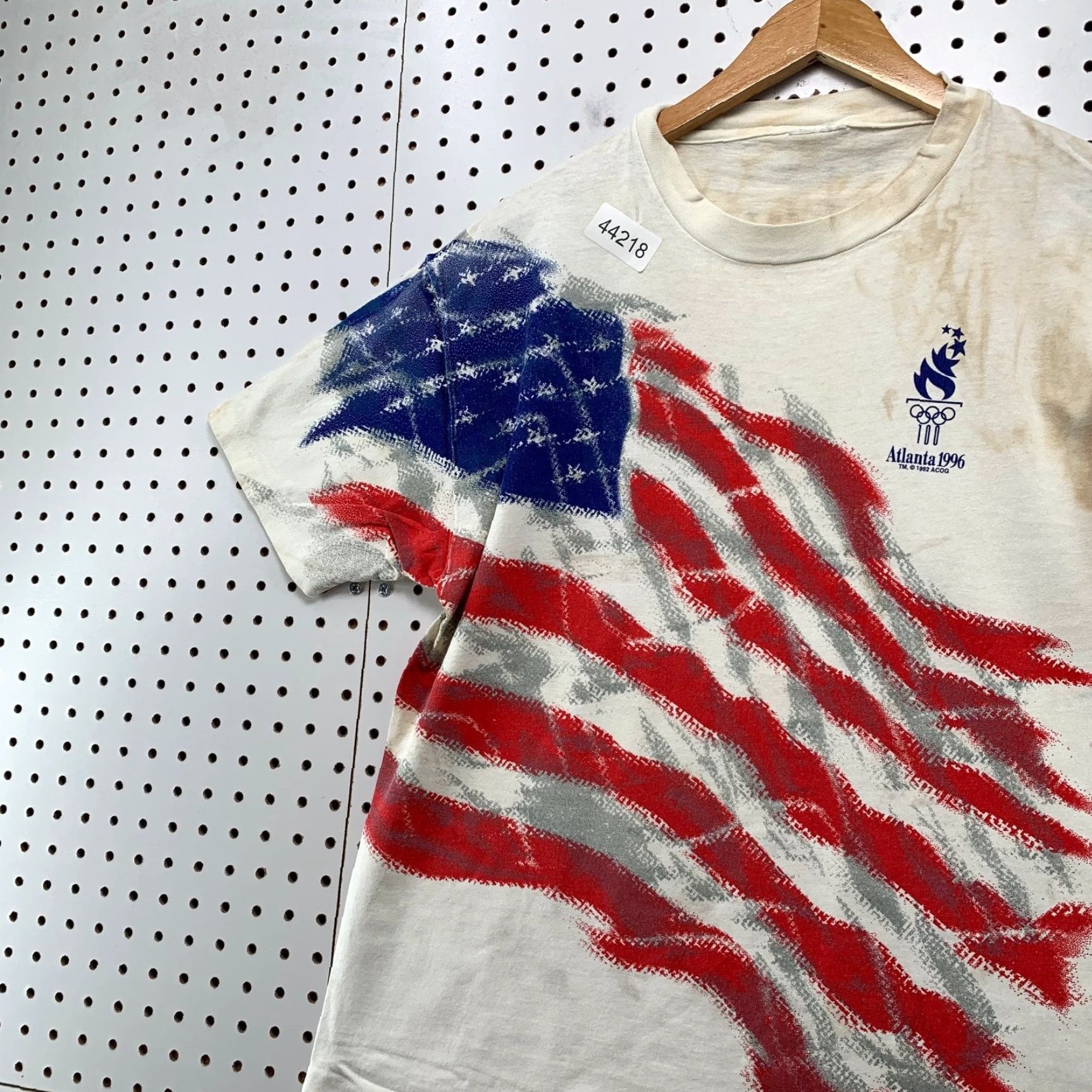 Vintage VINTAGE 1996 Atlanta Olympics Shirt Mens L White Crew Neck Graphic Flag 90s USA Hanes Beefy-T Distressed Size US L / EU 52-54 / 3 - 7 Thumbnail