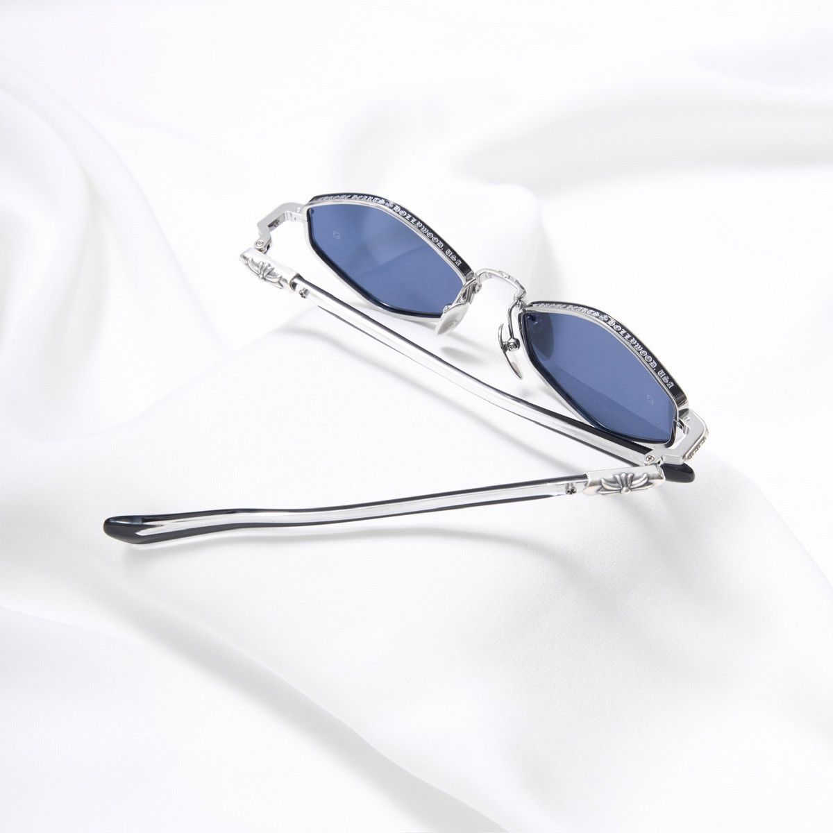 Chrome Hearts CHROME HEARTS NIP SLIP BRUSHED ALLOY/BLACK-BLACK-PLASTIC SUNGLASSES Size ONE SIZE - 7 Thumbnail