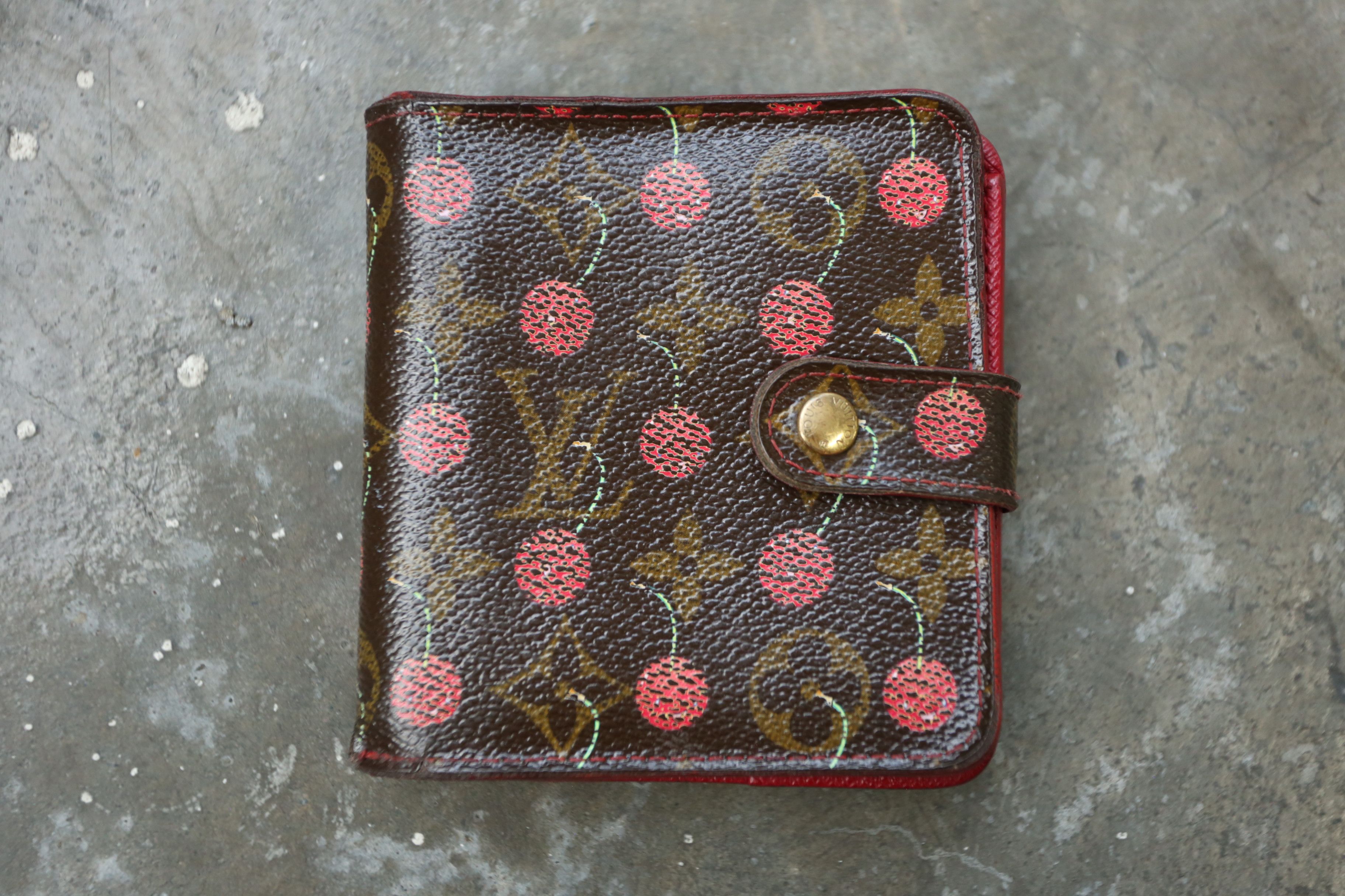 Louis Vuitton × Takashi Murakami LV - MJ - TM - S/S 05 - Cerise Monogram Compact Zip Wallet Size ONE SIZE - 1 Thumbnail