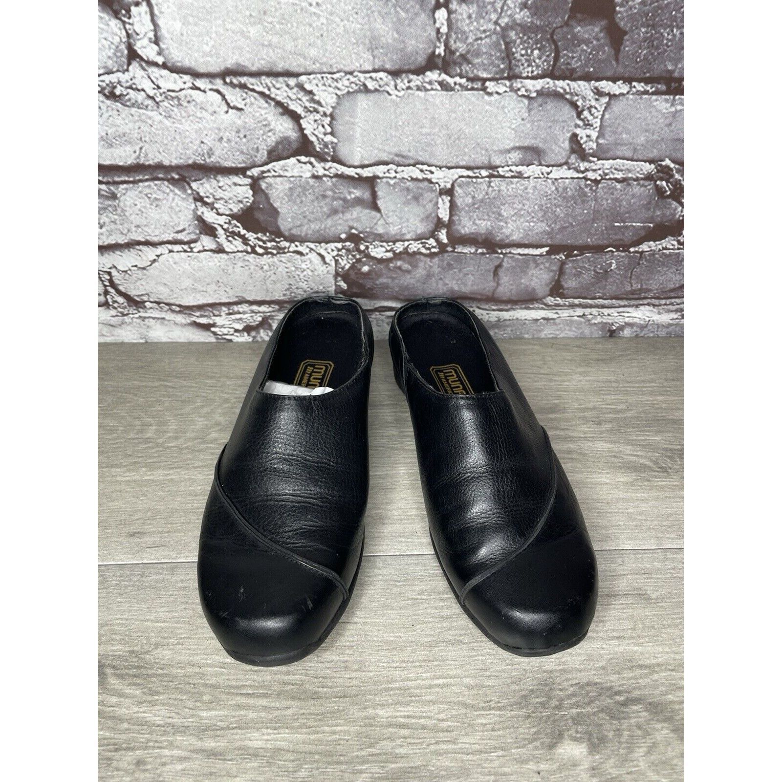 Other Munro American Black Leather SlipOn Slingback Mules Shoes Wo Size US 6 / IT 36 - 15 Thumbnail