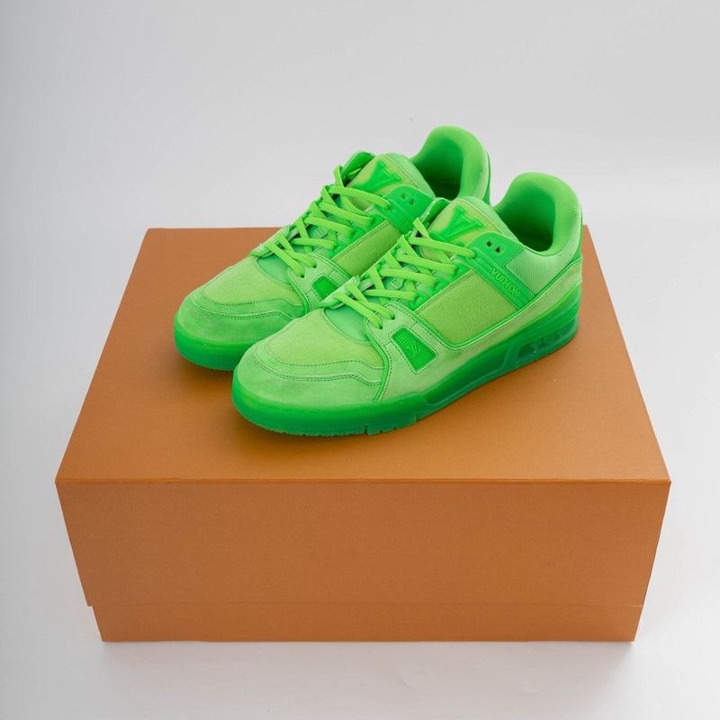 Louis Vuitton Louis Vuitton Green Trainer Low-Top Sneakers for Men 0089 Size US 9.5 / EU 42-43 - 1 Thumbnail