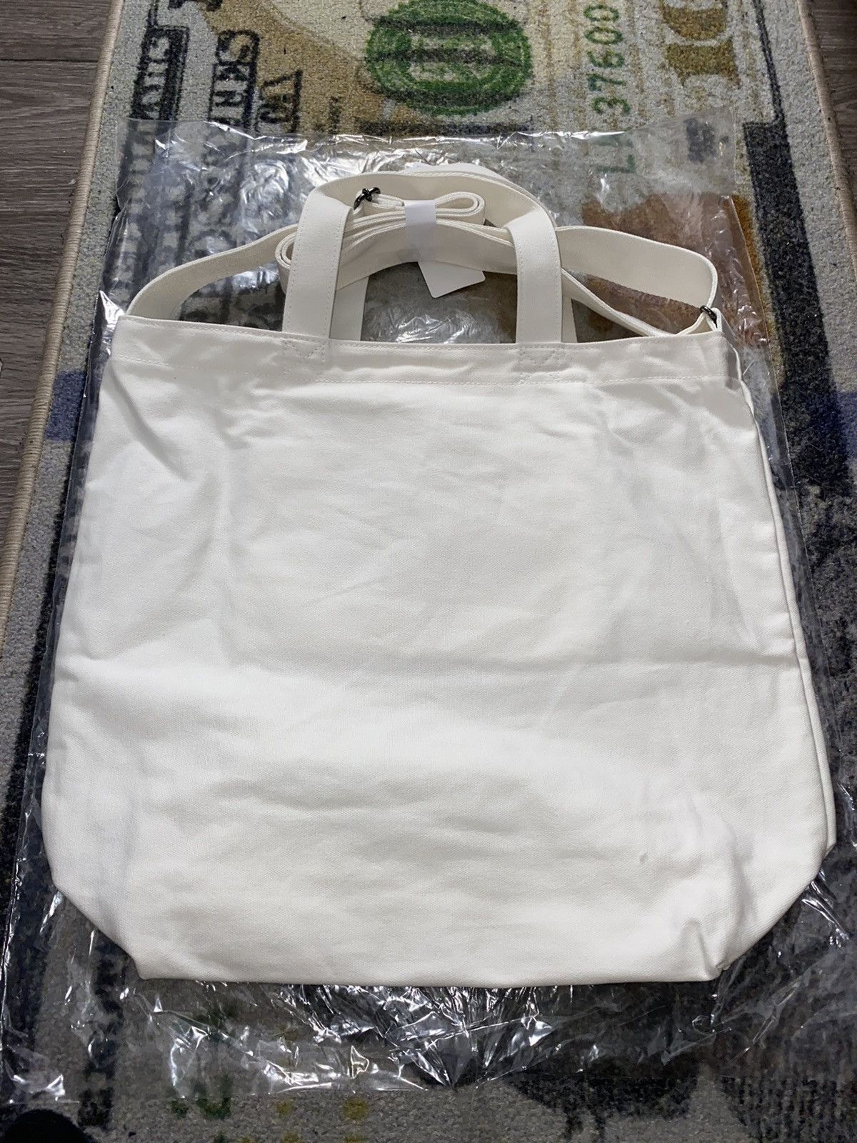 Andy Warhol × Kaws × Uniqlo KAWS x Uniqlo x Andy Warhol Tote Bag Size ONE SIZE - 3 Thumbnail