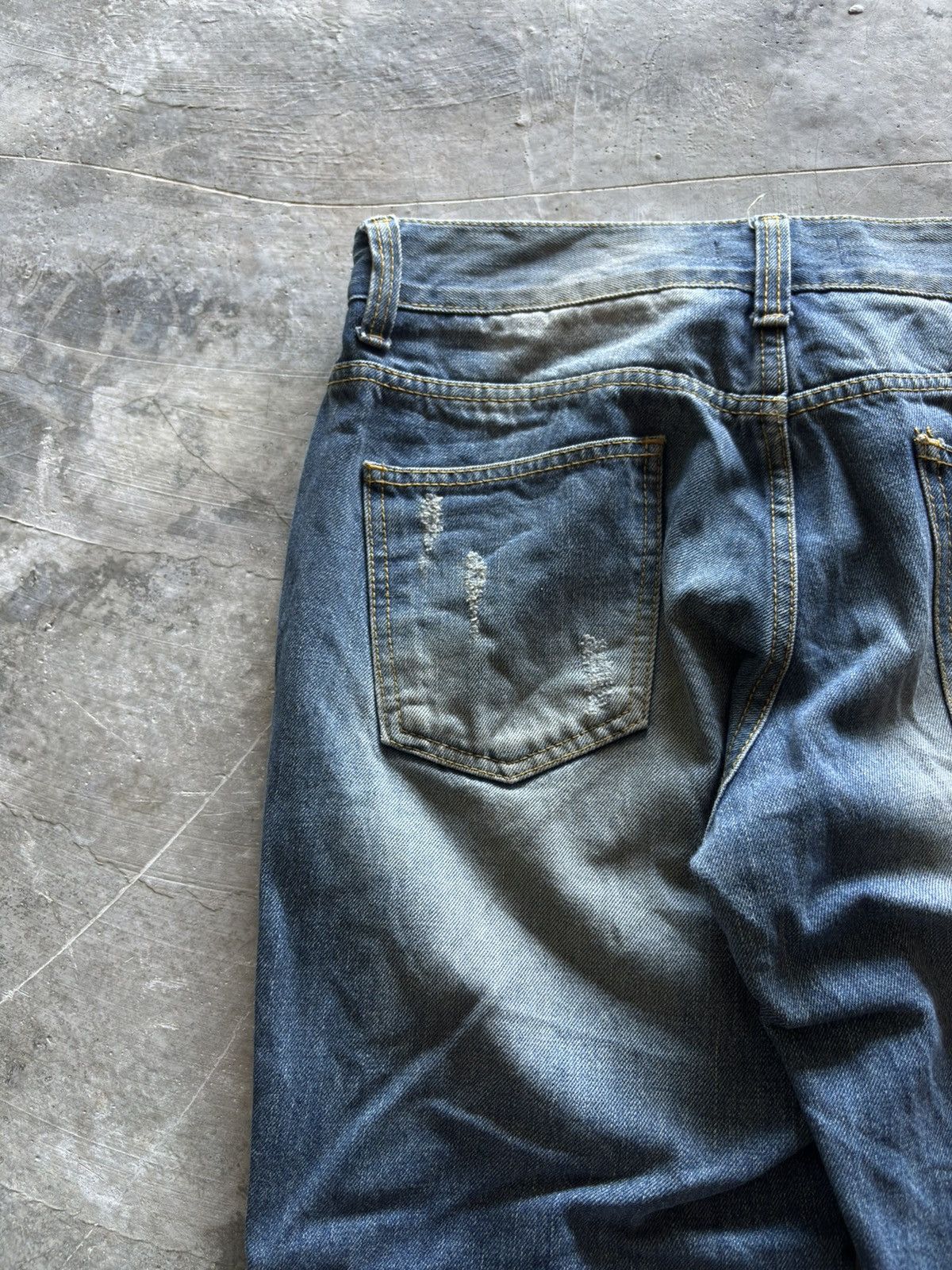 Dolce & Gabbana DOLCE & GABBANA distressed slim fit style Size US 35 - 11 Thumbnail