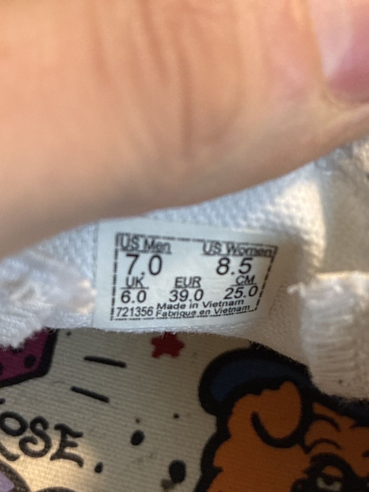 Vans Vans Classic Slip-On Sketch Drawings Size US 7 / EU 40 - 4 Thumbnail
