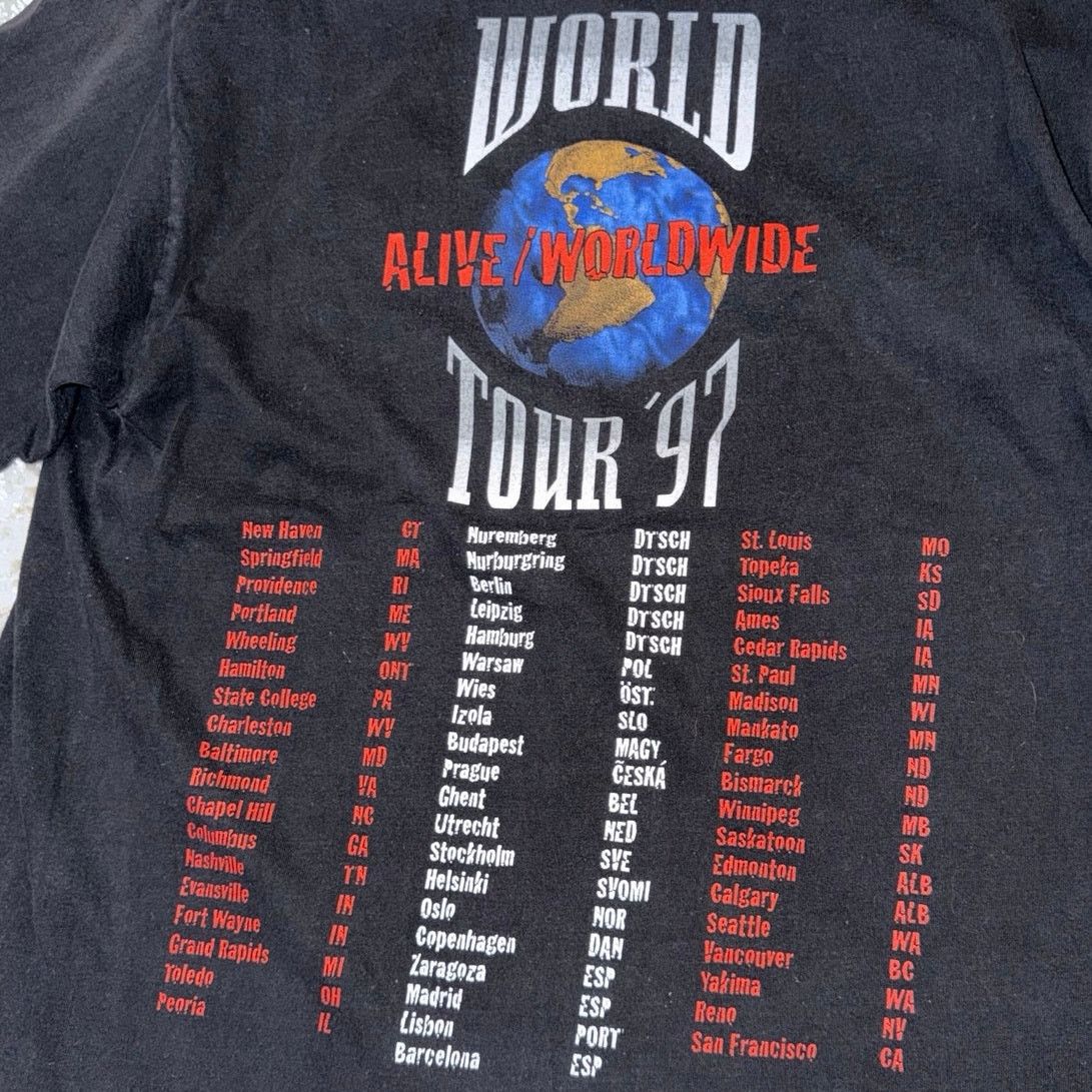 KISS Kiss Vintage 1996 Alive World Tour T-Shirt Size Mens XL Size US XL / EU 56 / 4 - 4 Thumbnail