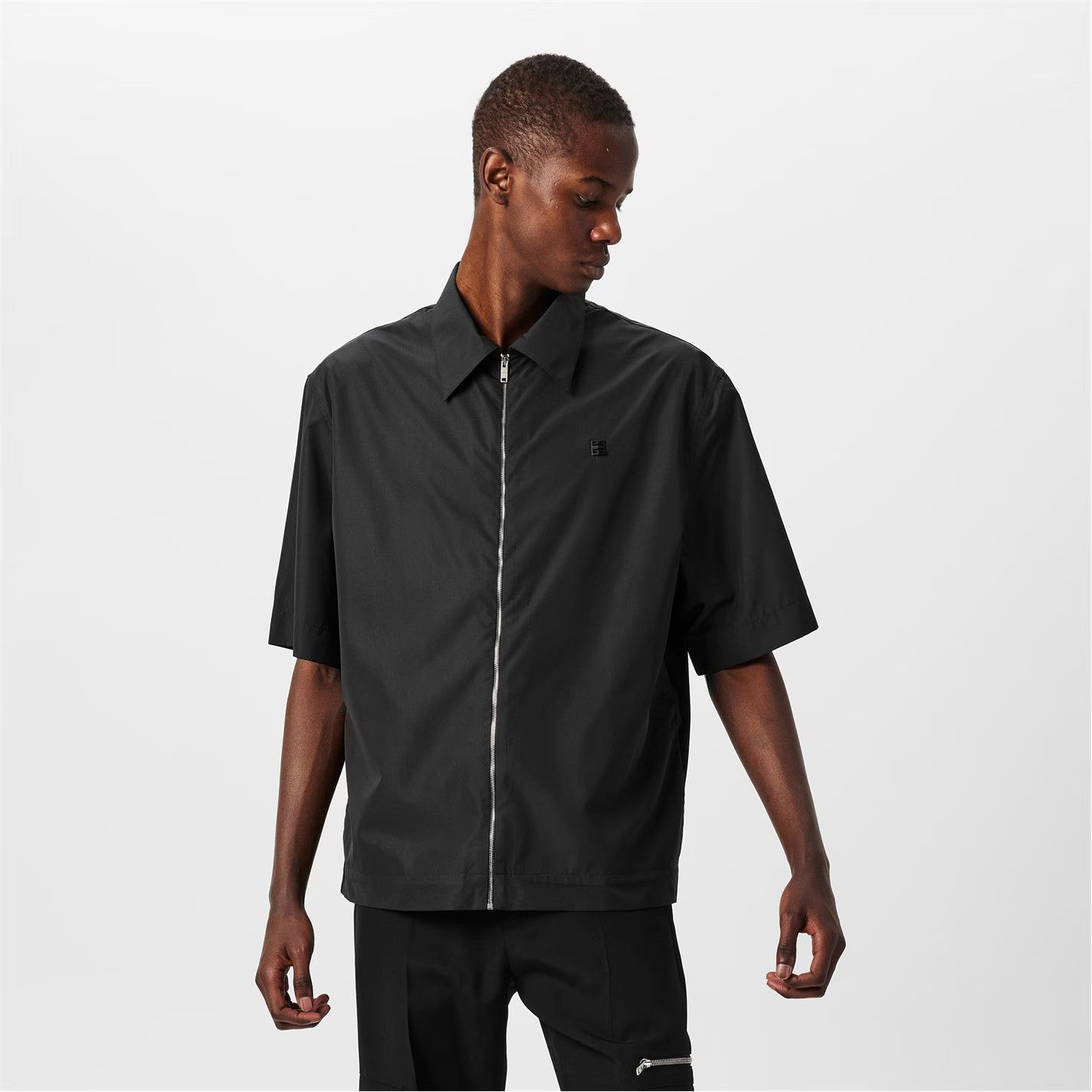 Givenchy o1g2r1mq0426 Short Sleeved Zip Shirt in Black Size US L / EU 52-54 / 3 - 3 Thumbnail