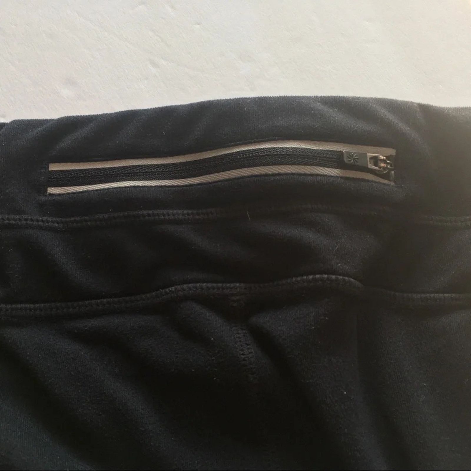 Athleta Athleta capri leggings, size small Size 27" / US 4 / IT 40 - 3 Thumbnail