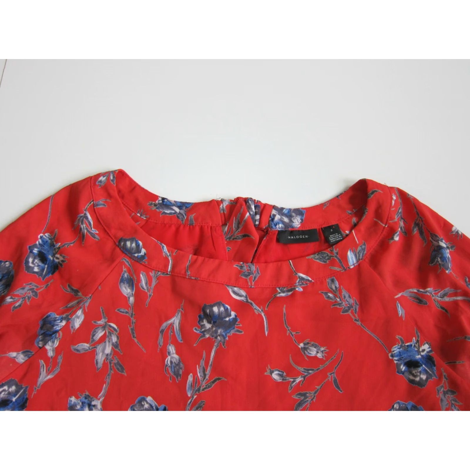 Vintage Halogen Floral Red Grey Blue Scoop Neck Long Sleeve Blouse Small Women Shirt Dressy Casual Tunic Blouse 3/4 Sleeve Size S / US 4 / IT 40 - 3 Thumbnail