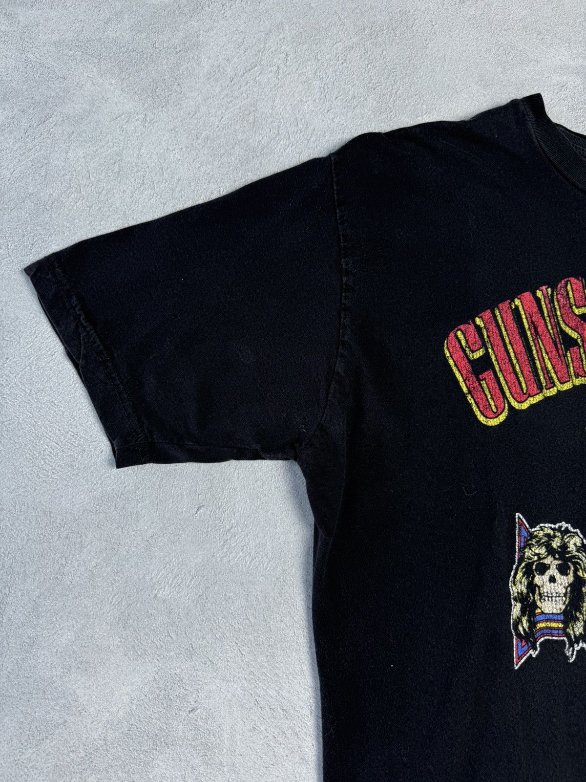 Guns N' Roses 2000s Guns N Roses Cross Skulls Print Rock T-Shirt Size US L / EU 52-54 / 3 - 5 Thumbnail
