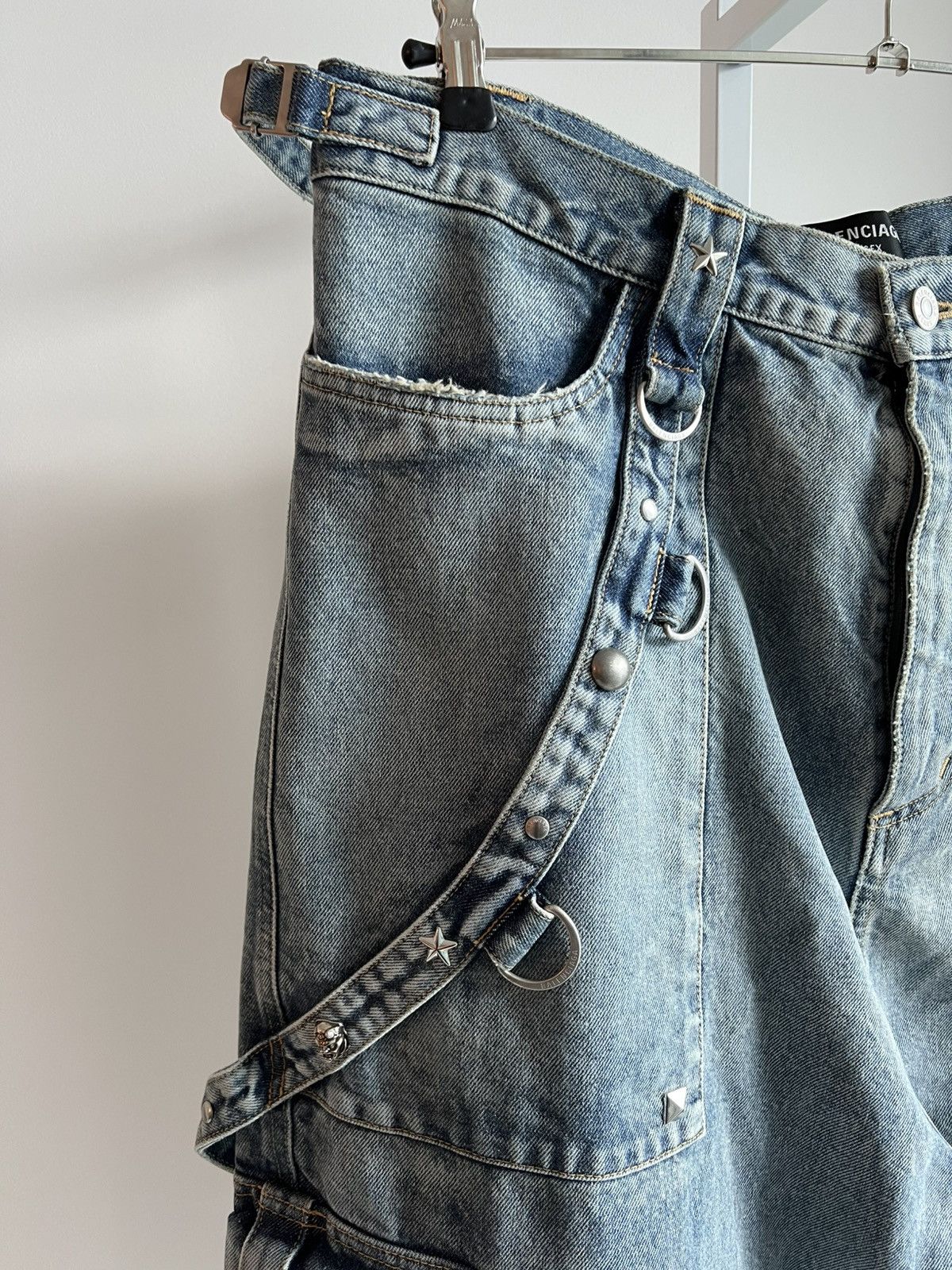 Balenciaga BALENCIAGA SPRING 22 ‘CLONES’ RAVER BAGGY DENIM PANTS Size US 33 - 11 Thumbnail
