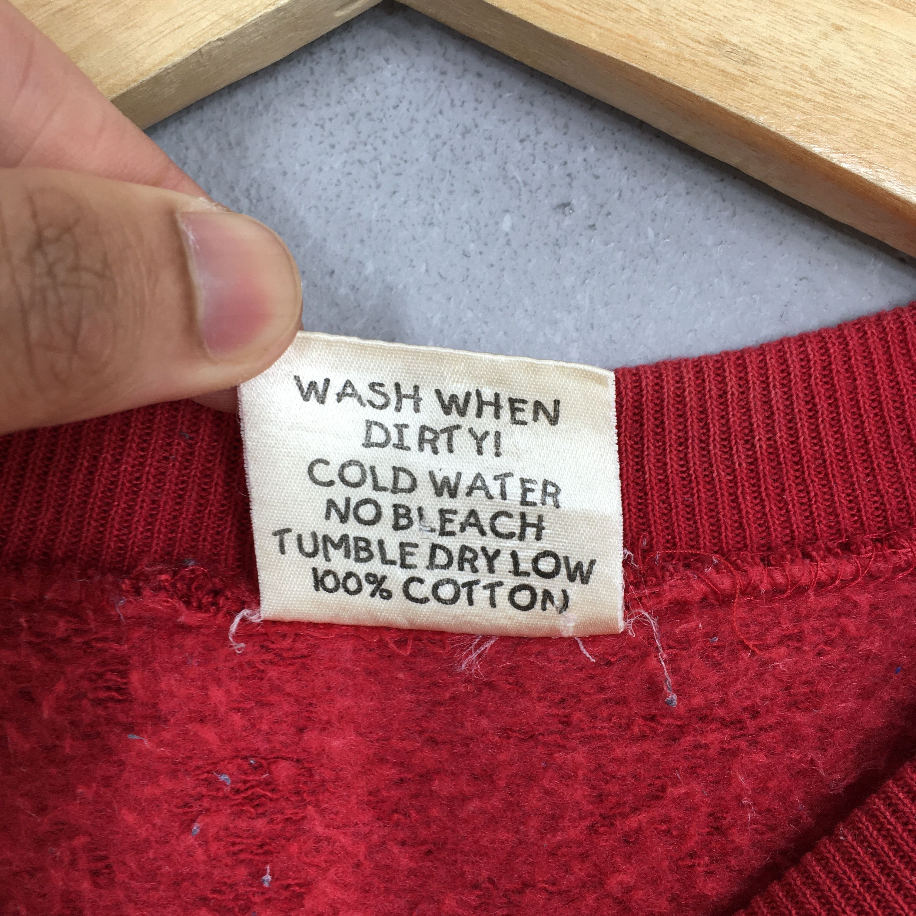 Vintage Vintage 90's The Surfboard Factory Red Sweatshirt Large Size US L / EU 52-54 / 3 - 5 Thumbnail