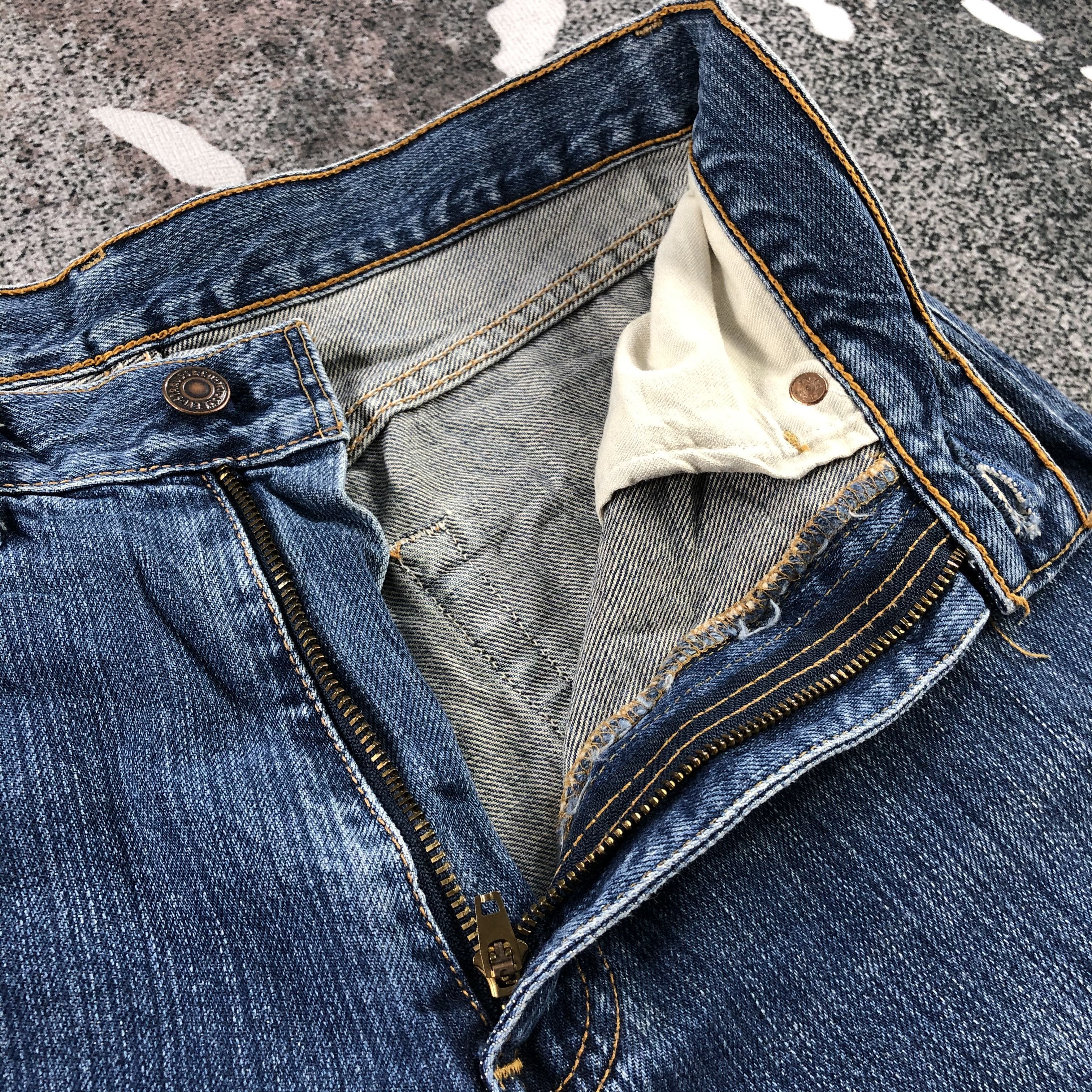 Levi's Vintage Levis 512 Jeans Blue Wash Denim KJ1238 Size US 29 - 7 Thumbnail