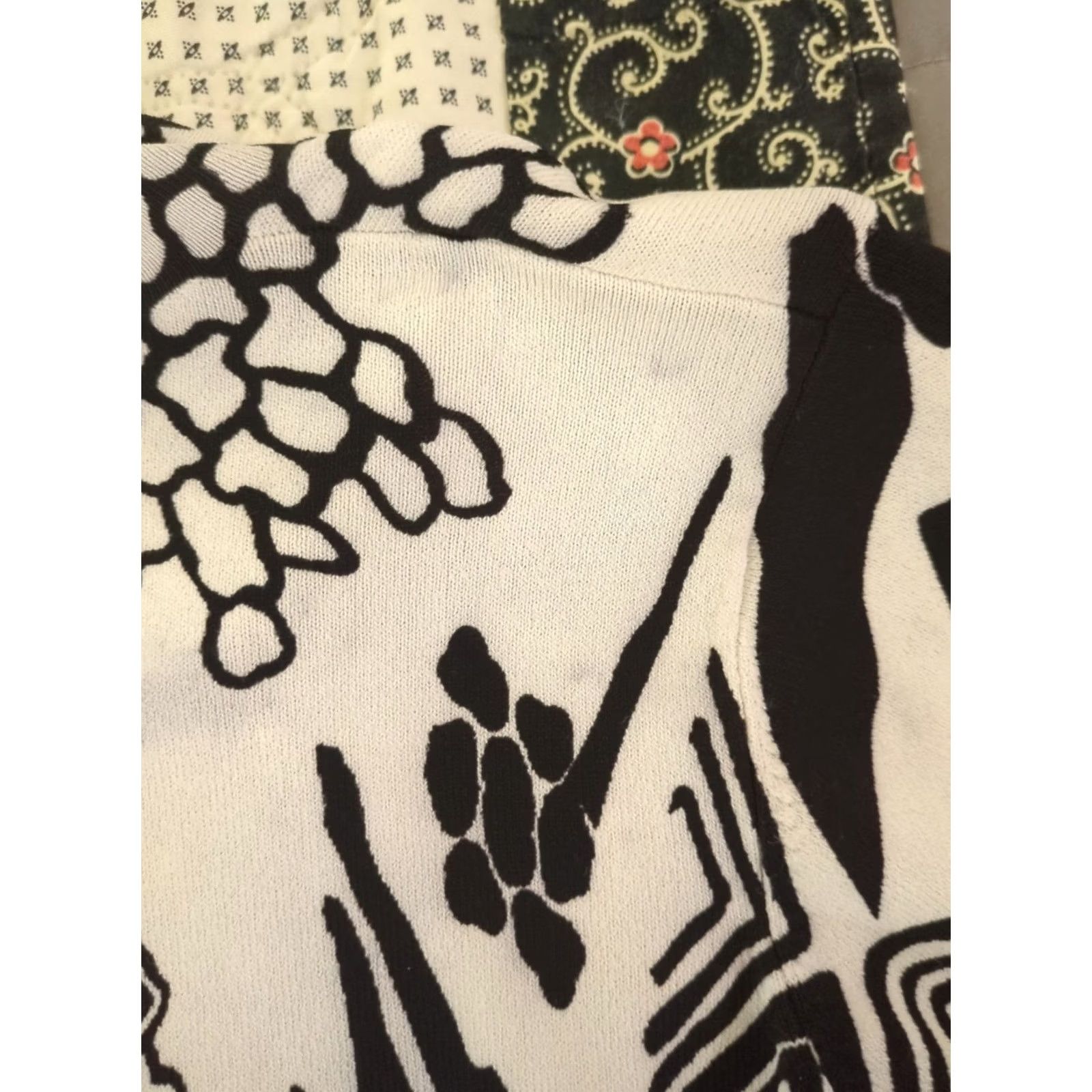 Vintage Alberto Makali Blouse M Women's Beaded 3/4 Sleeve Black Grunge Fairy Abstract Accessories Beaded Womens Size M / US 6-8 / IT 42-44 - 6 Thumbnail