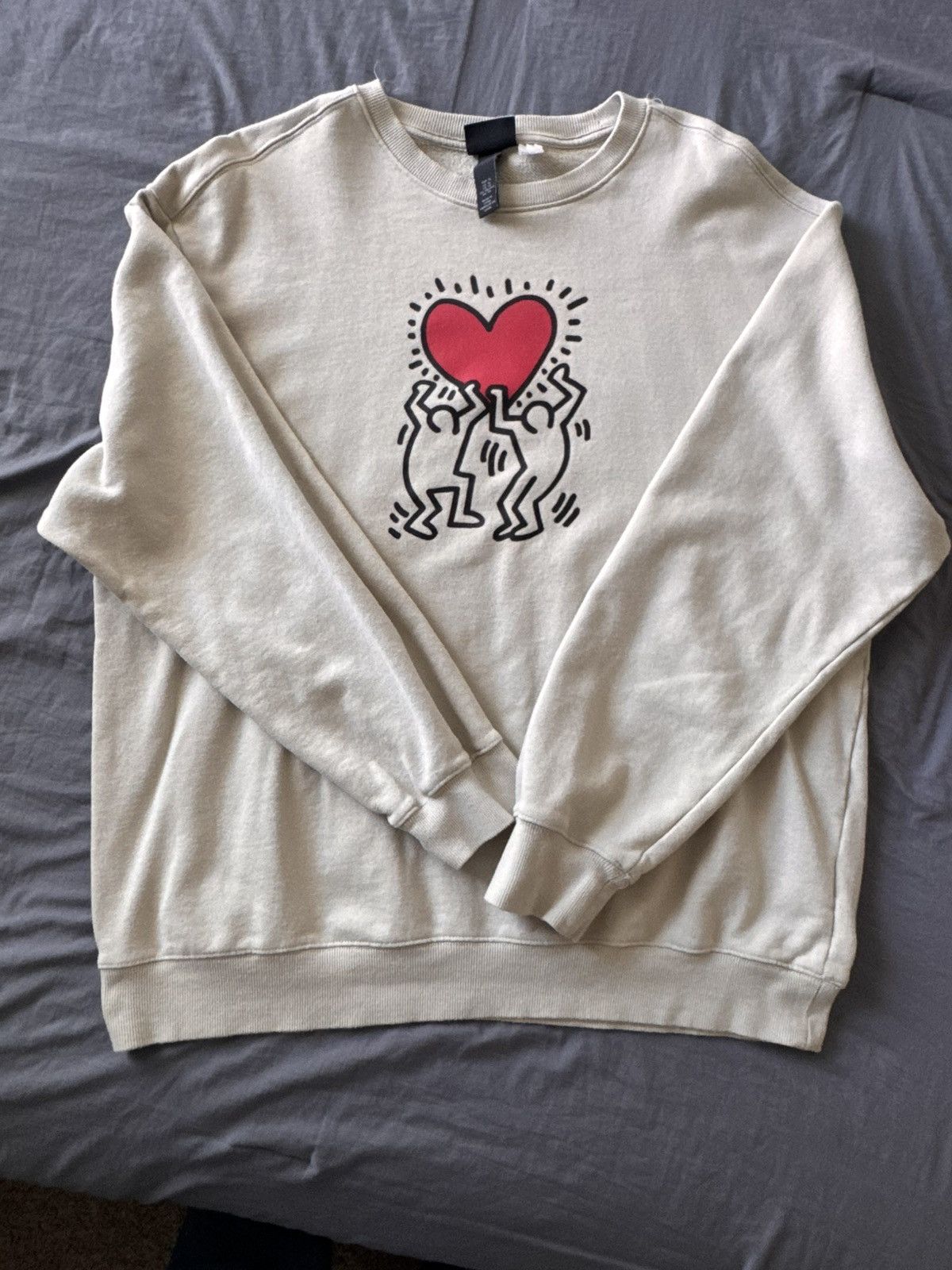 H&M Keith Haring retro heart sweater Size US XL / EU 56 / 4 - 1 Thumbnail