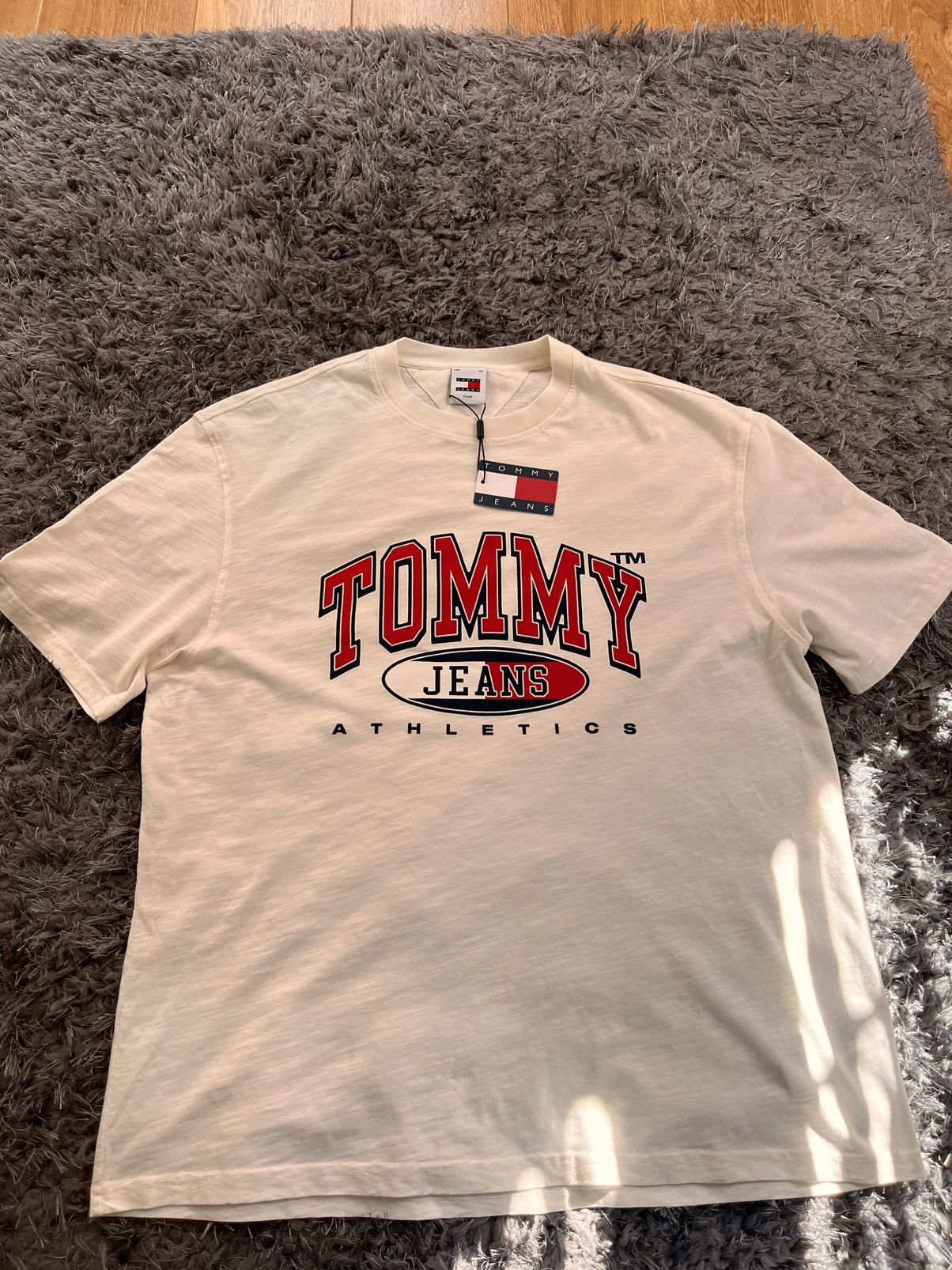 Tommy Jeans Tommy Jeans - Cream printed T-shirt Size US S / EU 44-46 / 1 - 1 Thumbnail