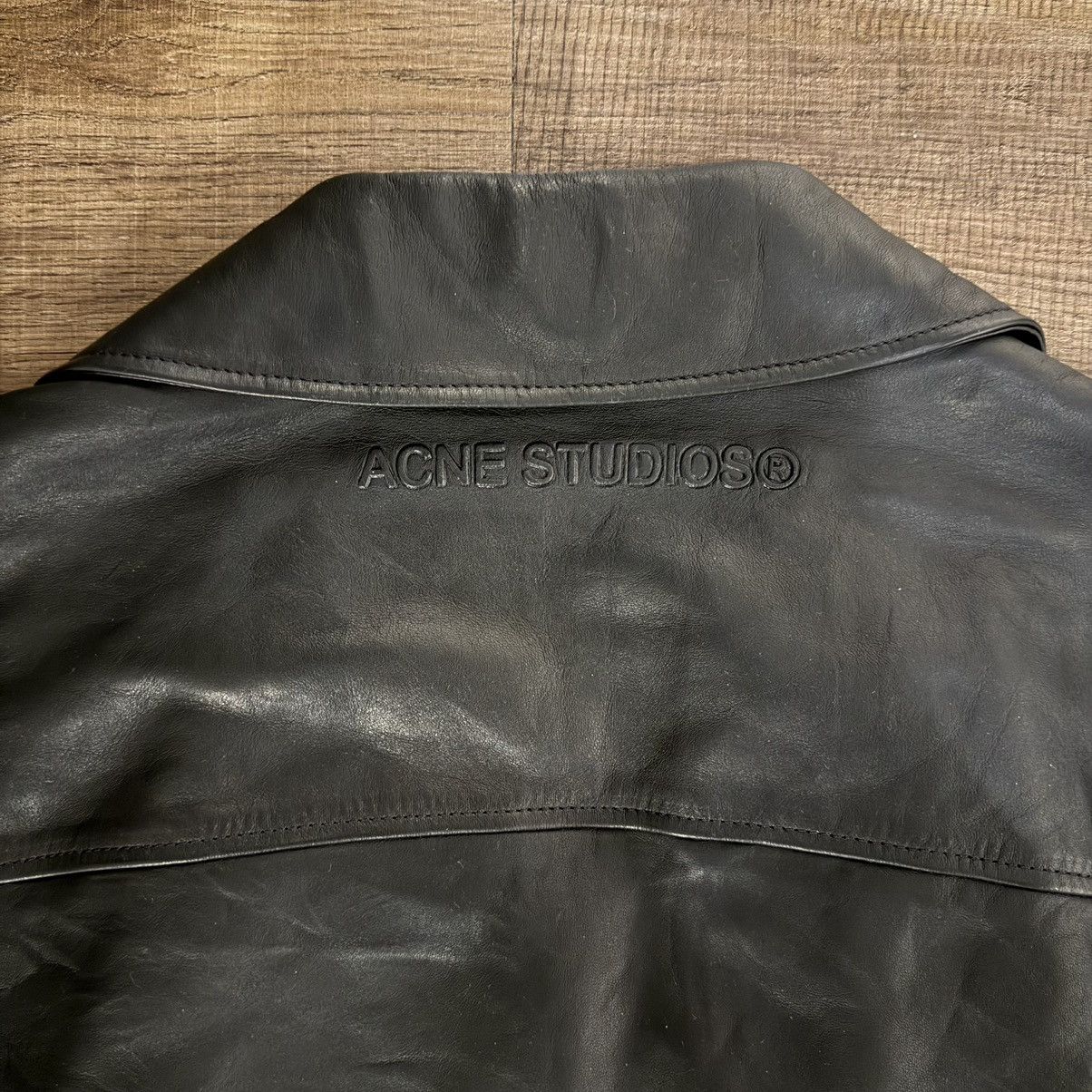 Acne Studios Acne Studios Distressed Leather Jacket Black Size US M / EU 48-50 / 2 - 8 Thumbnail