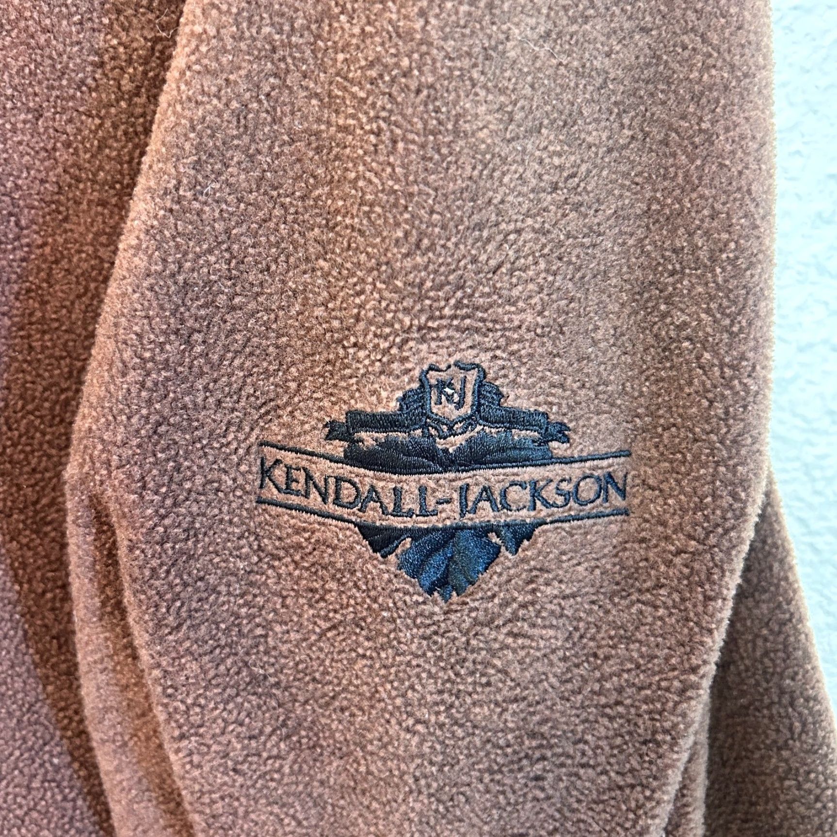 Vintage **Devon & Jones Mens 2XL Brown 1/2 Zip Fleece Jacket Pullover** User: **Devon & Jones Mens 2XL Brown Fleece 1/2 Zip Jacket Pullover** Size US XXL / EU 58 / 5 - 4 Thumbnail