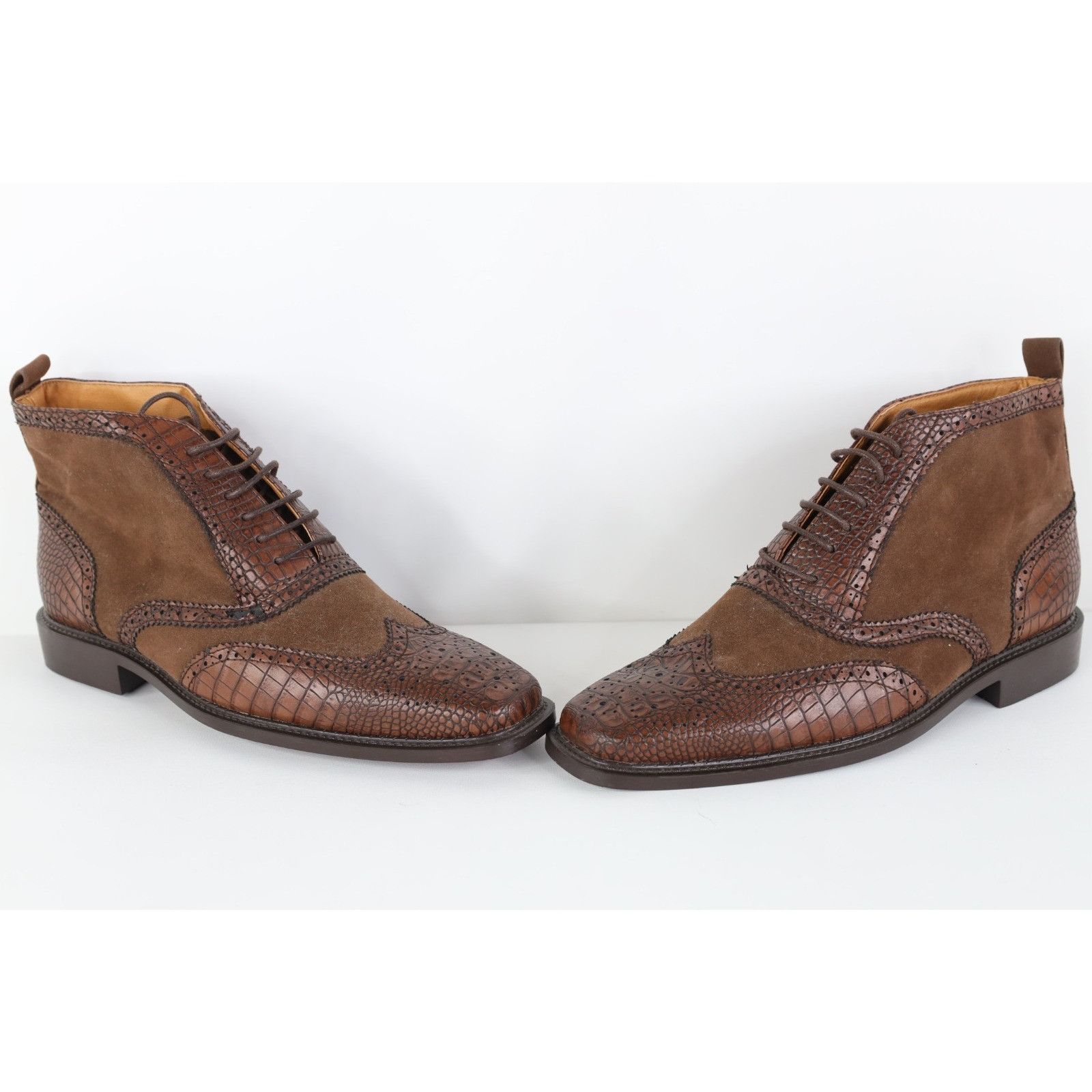 Vintage Vintage Suede Leather Faux Alligator Chukkas Boots Size US 9.5 / EU 42-43 - 1 Thumbnail