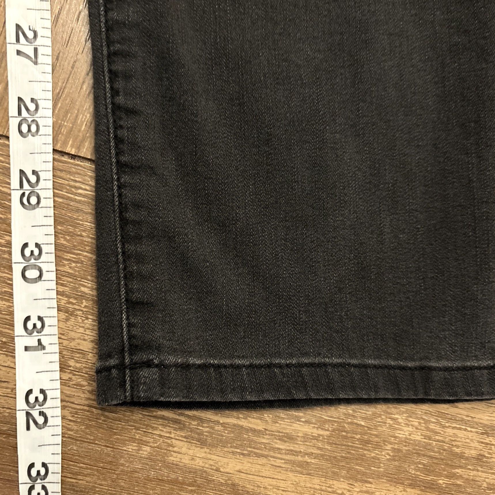 TravisMathew Travis Mathew Jeans Mens 38 Black Straight Leg Denim Stretch Casual 38x32 Hard to read? Size US 38 / EU 54 - 7 Thumbnail