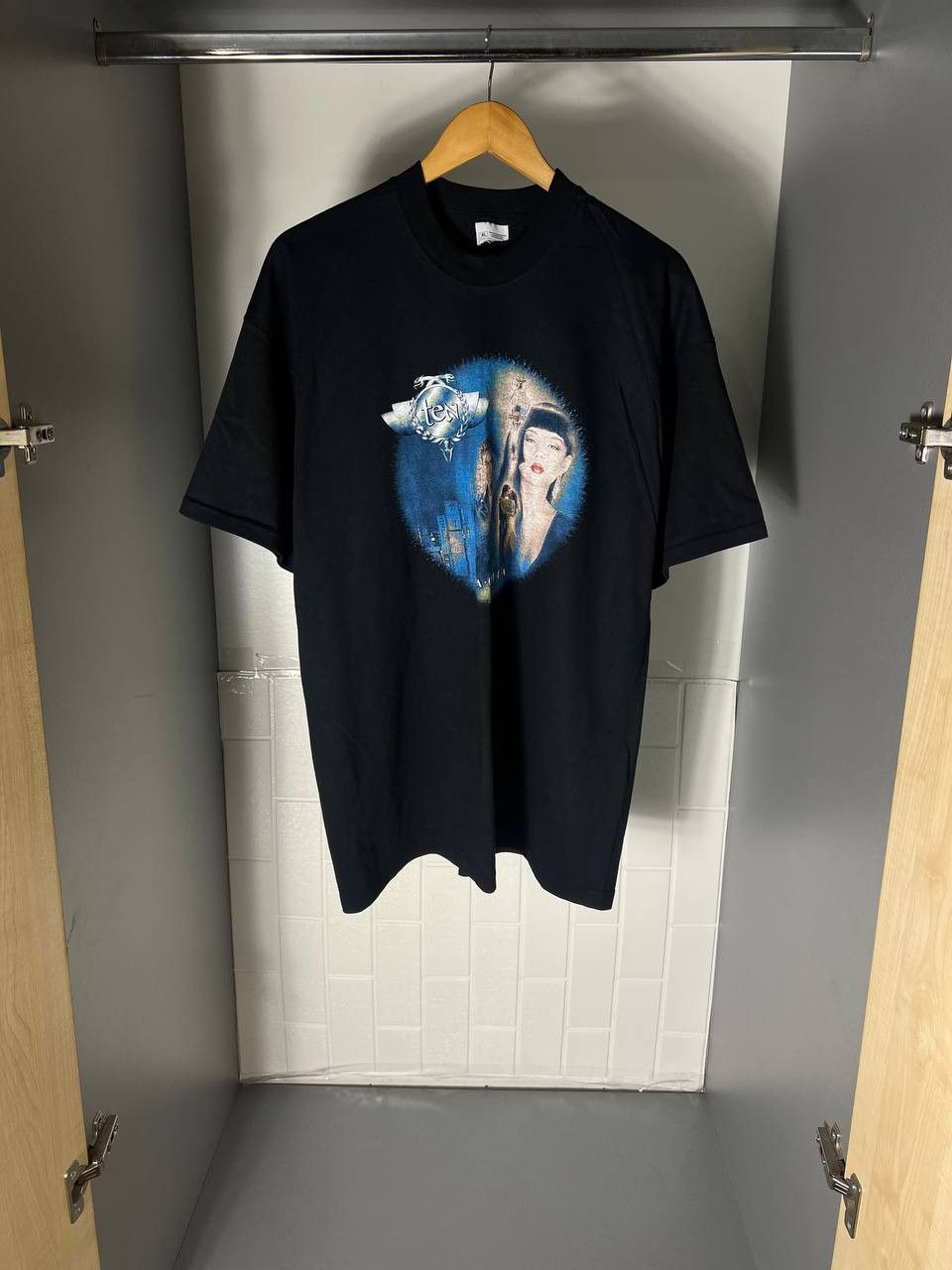 Band Tees VINTAGE TEN BABYLON ALBUM TOUR ROCK T-SHIRT METAL Y2K 90s Size US XL / EU 56 / 4 - 5 Thumbnail