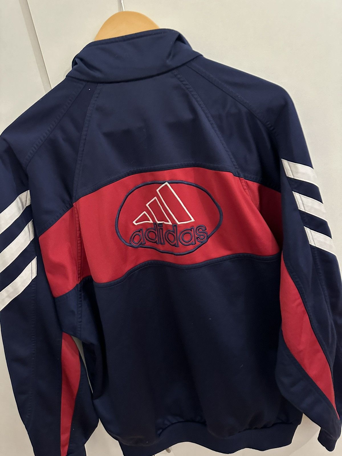 Adidas Adidas Jacket Size M-L Vintage Retro Jacke Size US M / EU 48-50 / 2 - 11 Thumbnail