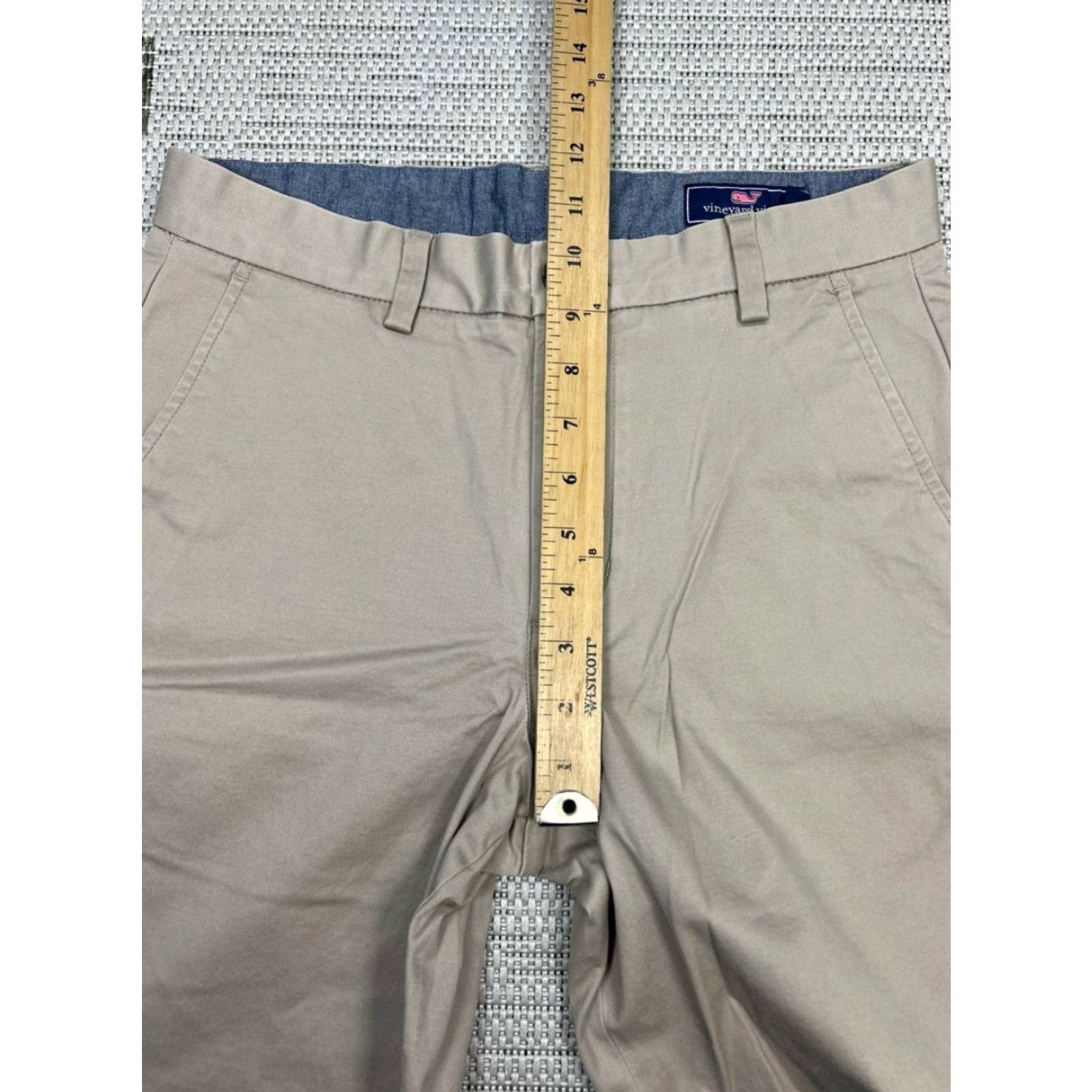 Vineyard Vines Vineyard Vines Breaker Shorts Mens 28 Khaki Cotton Chinos 8.5" Beige Flat Front Pockets Preppy Casual Spring Summer Fall Mens Size US 28 / EU 44 - 4 Thumbnail