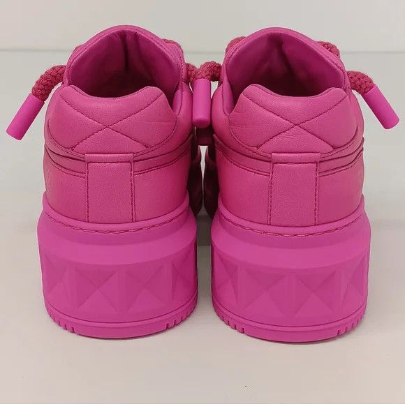 Valentino Valentino One Stud XL Fuchsia Leather Sneakers -EU37.5/US7.5 Size US 7.5 / IT 37.5 - 11 Thumbnail