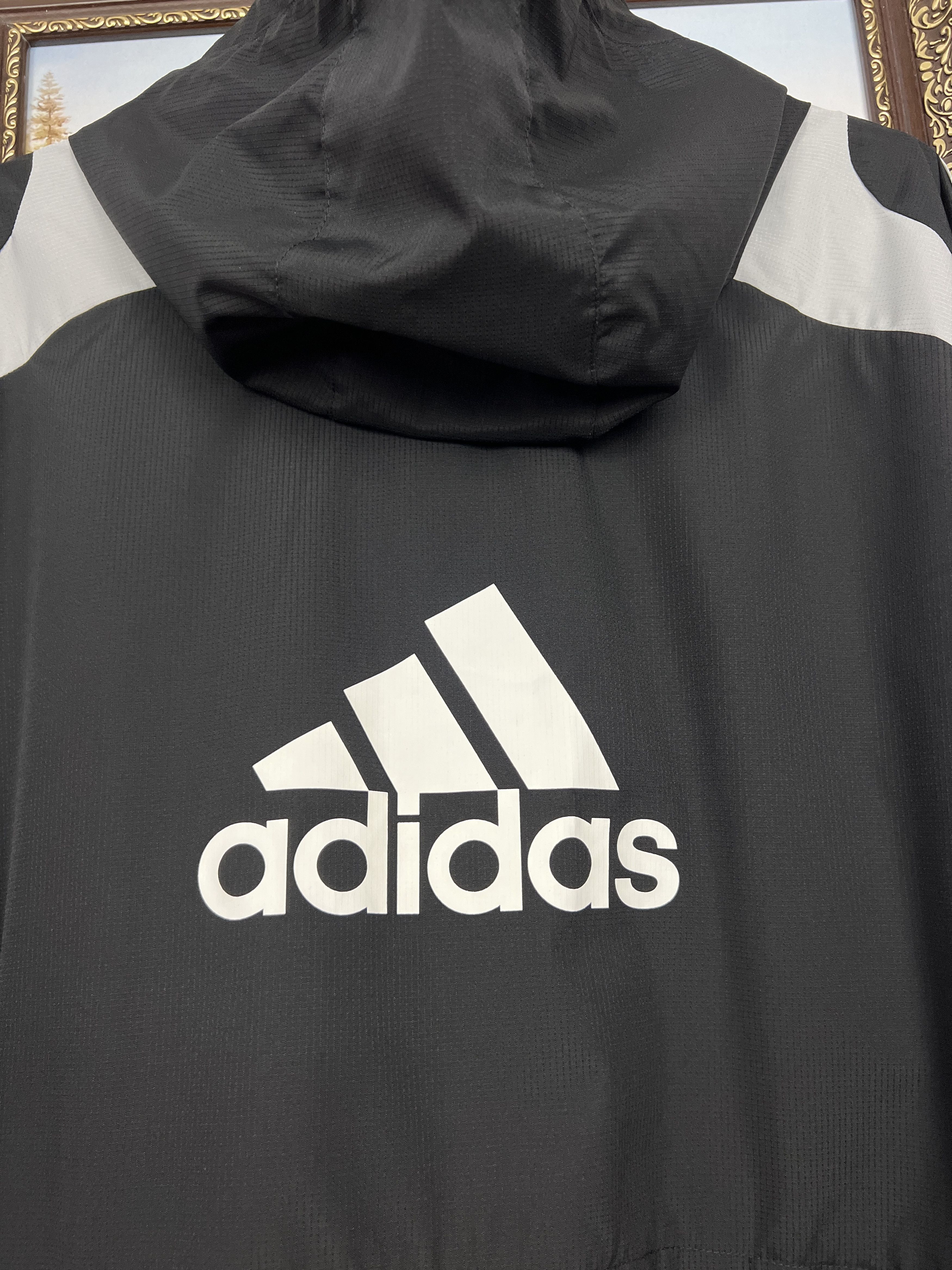Adidas Vintage Adidas Liverpool Football Jacket Soccer Windbreaker Size US XL / EU 56 / 4 - 17 Thumbnail