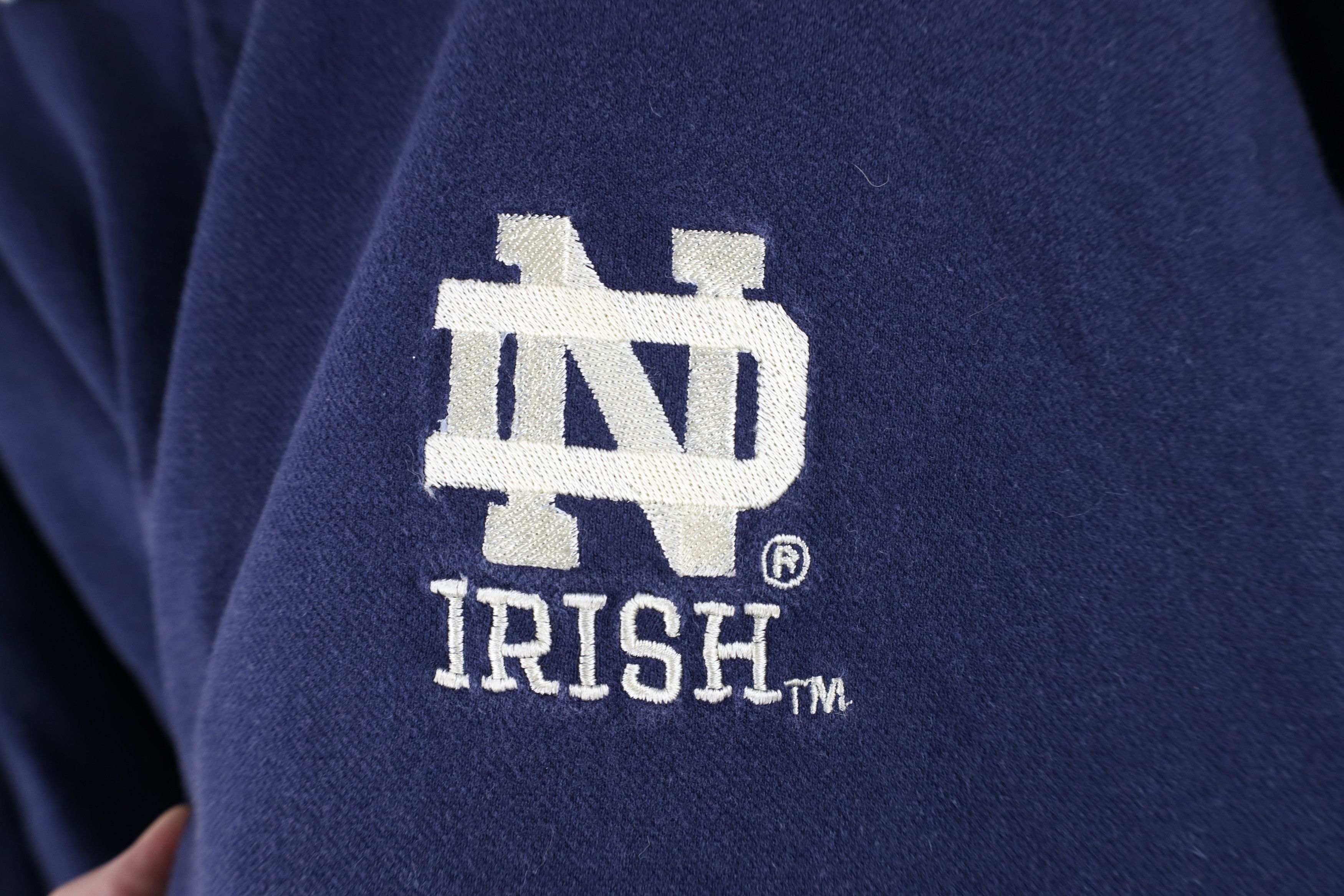 Champion Vintage 90s Champion Notre Dame University Polo Shirt Blue Size US L / EU 52-54 / 3 - 4 Thumbnail